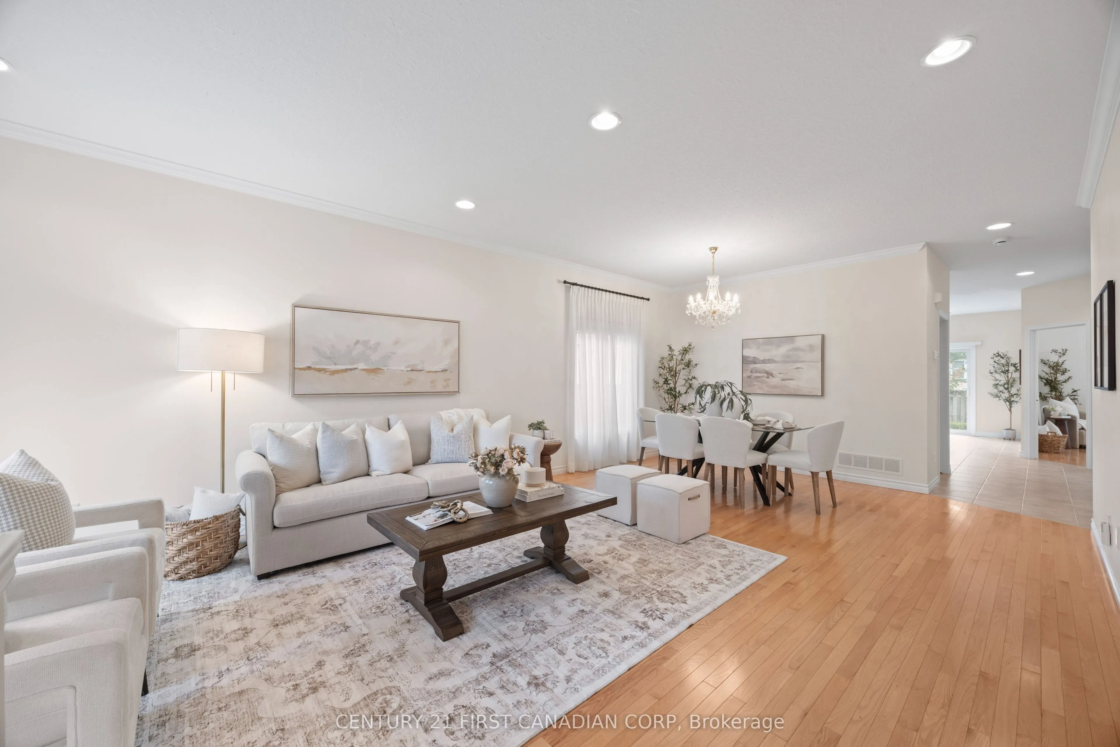 1777 Ennismore Crescent