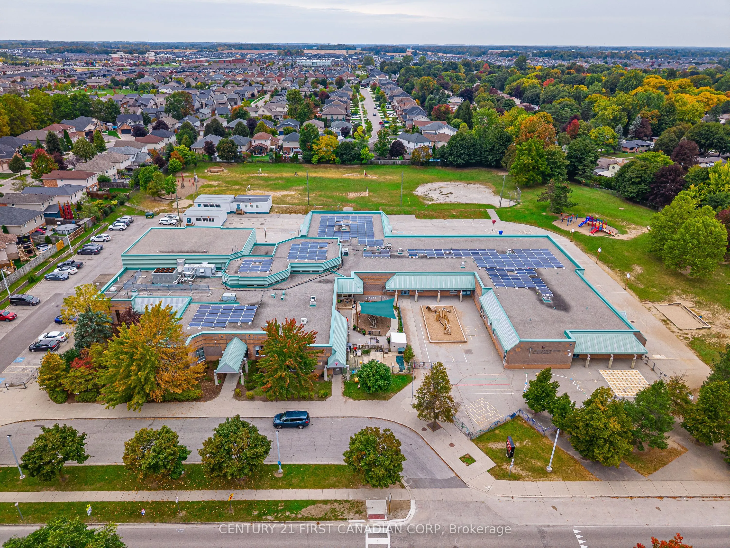 1777 Ennismore Crescent