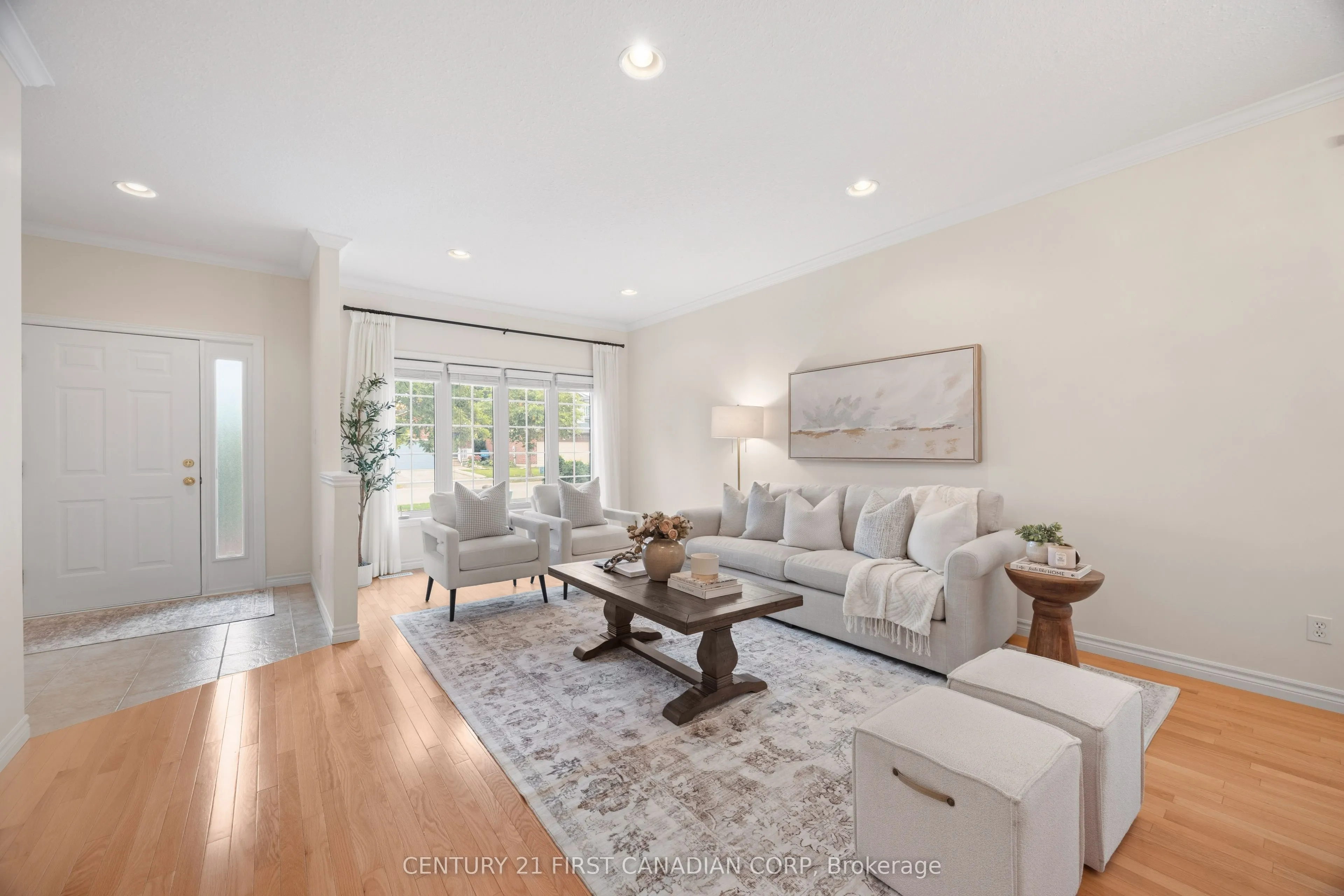 1777 Ennismore Crescent