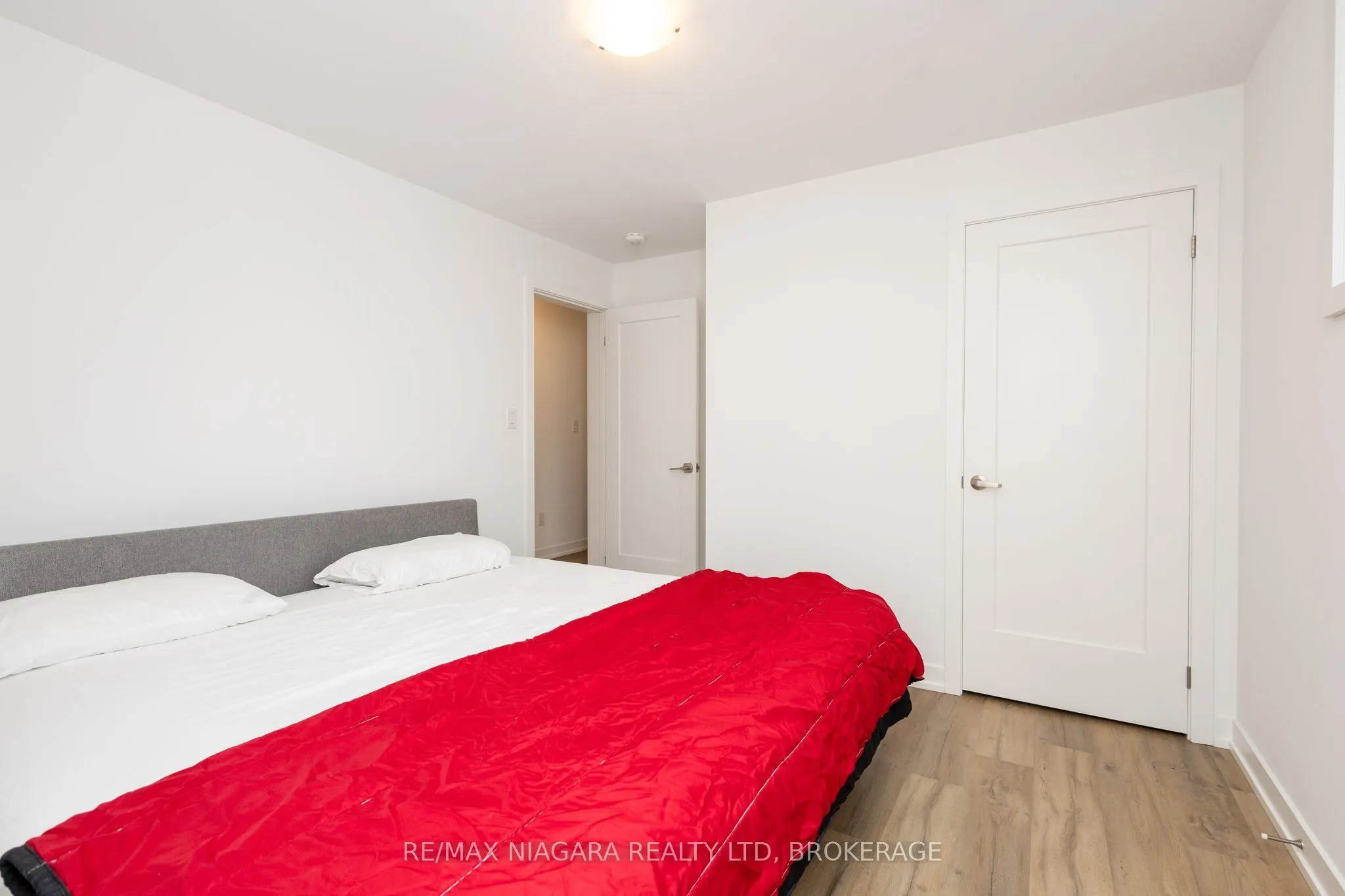 4263 Fourth Avenue #211