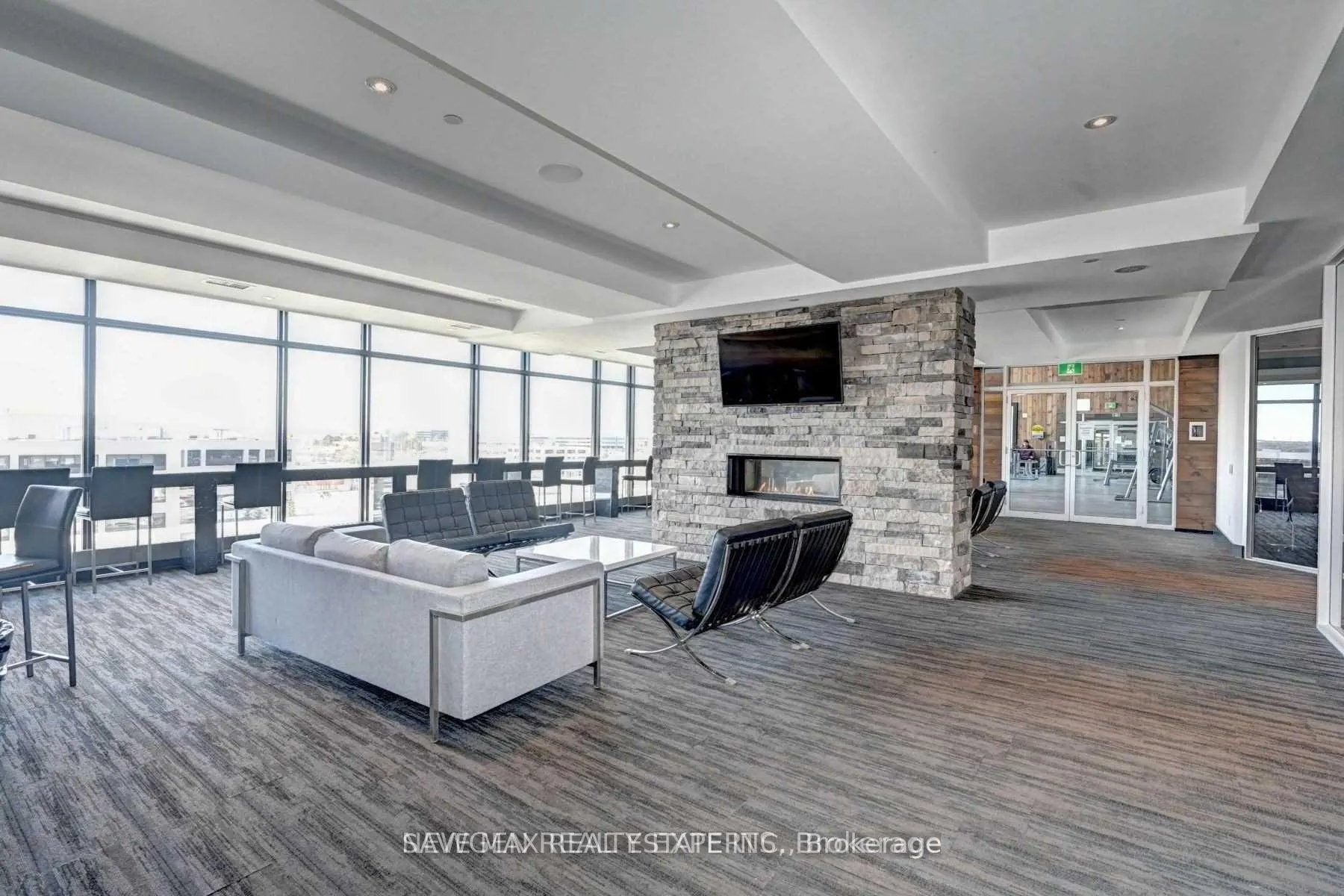 330 Phillip Street #N206