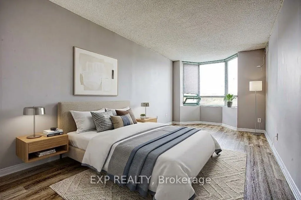 17 King Street E #502