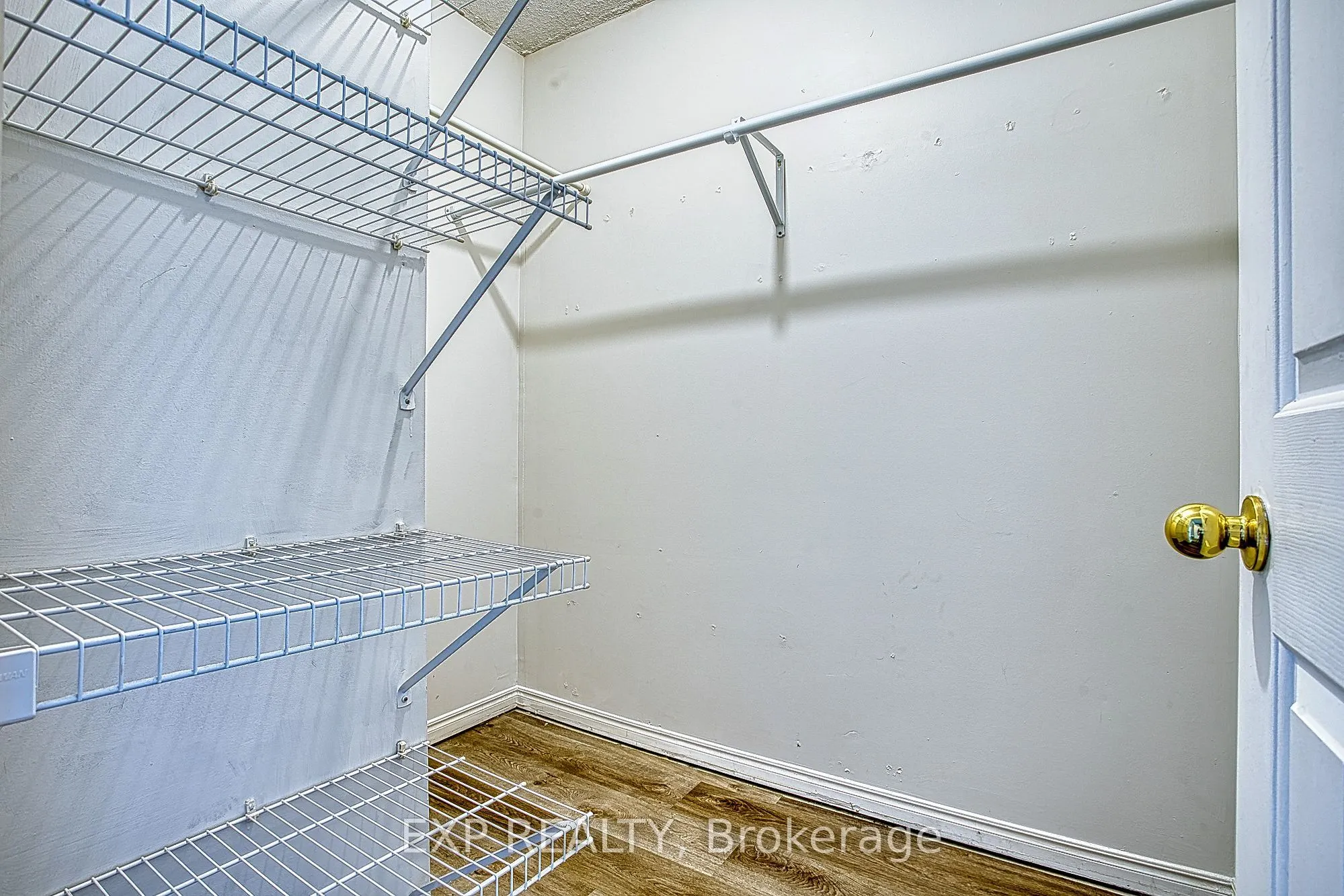 17 King Street E #502