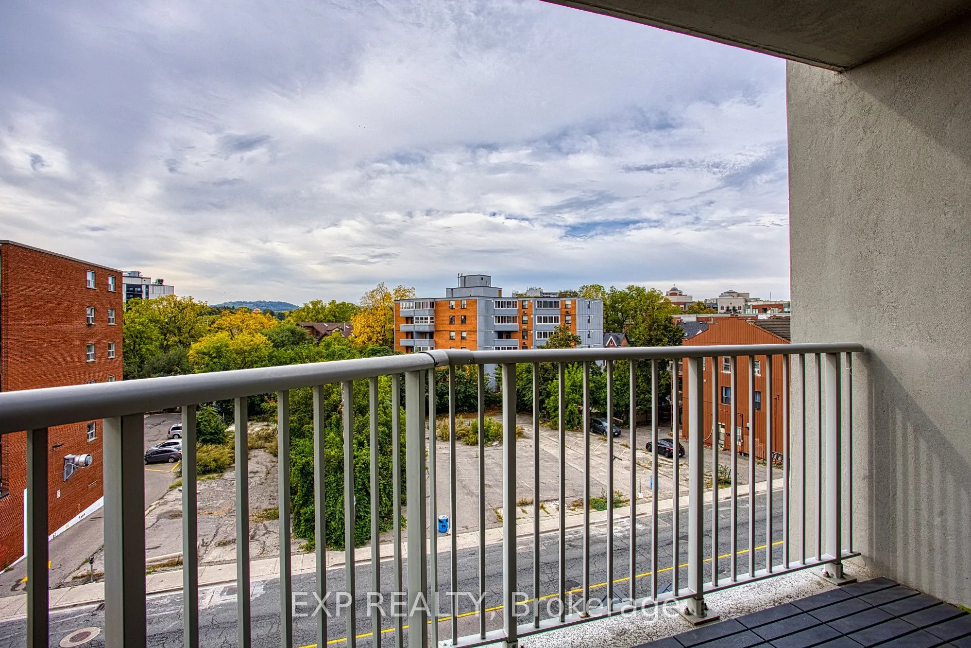 17 King Street E #502