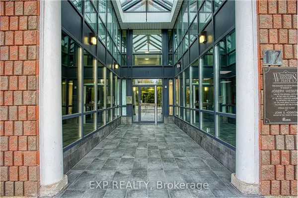17 King Street E #502