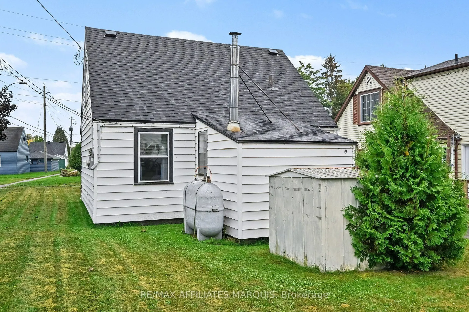 19 Churchill Crescent