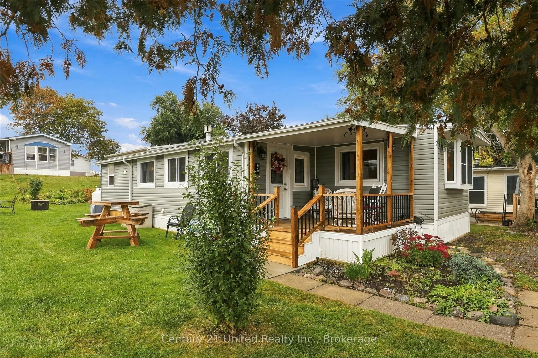 740 Serpent Mounds - 7 Poplar Drive