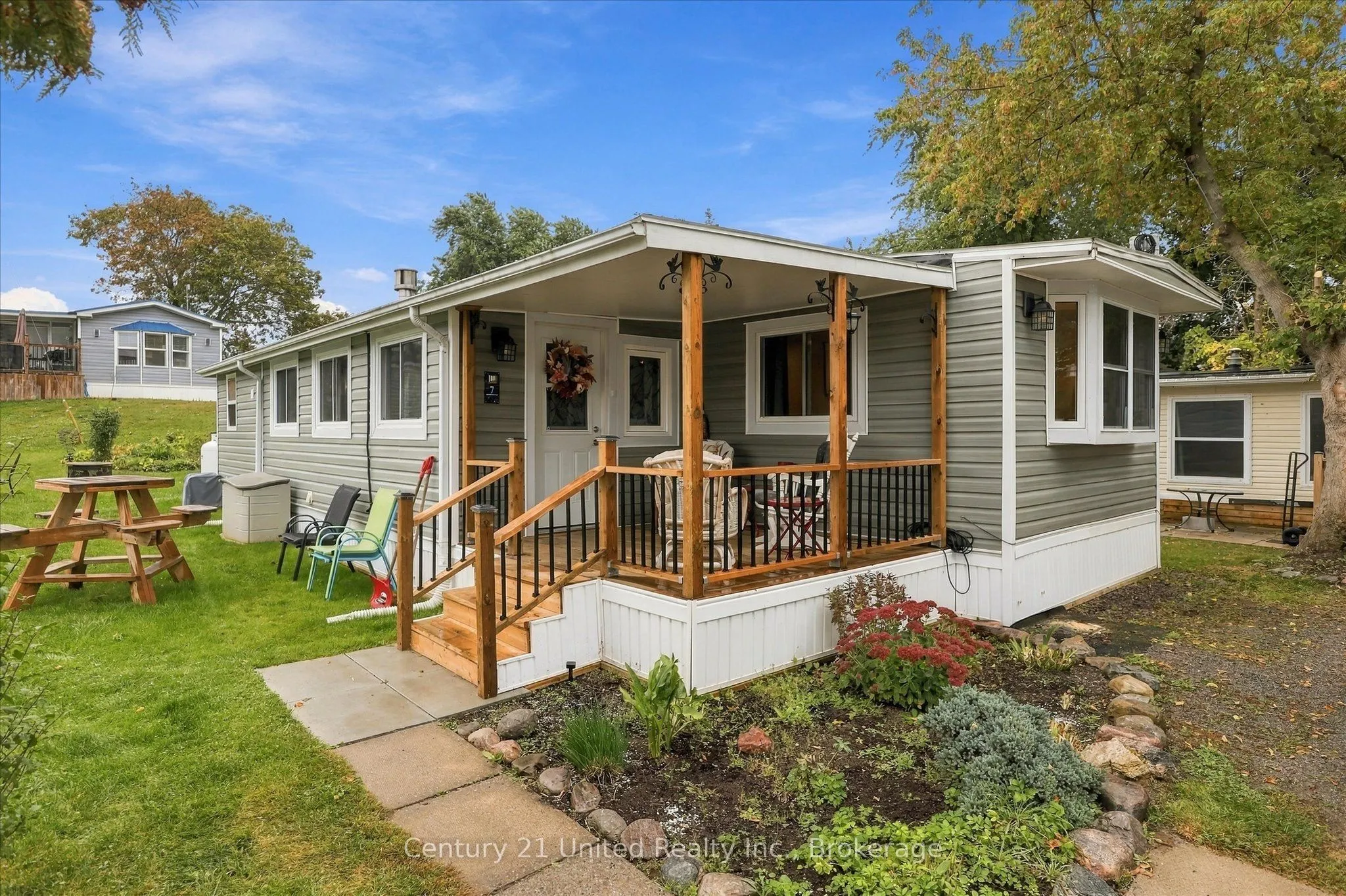 740 Serpent Mounds - 7 Poplar Drive