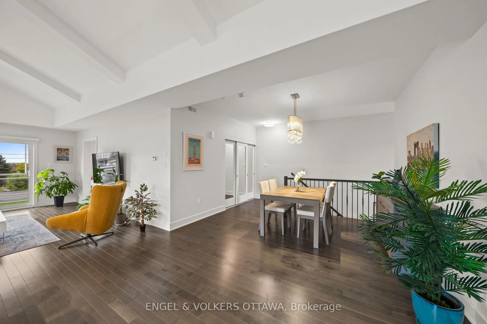 244 Mullin Private #12