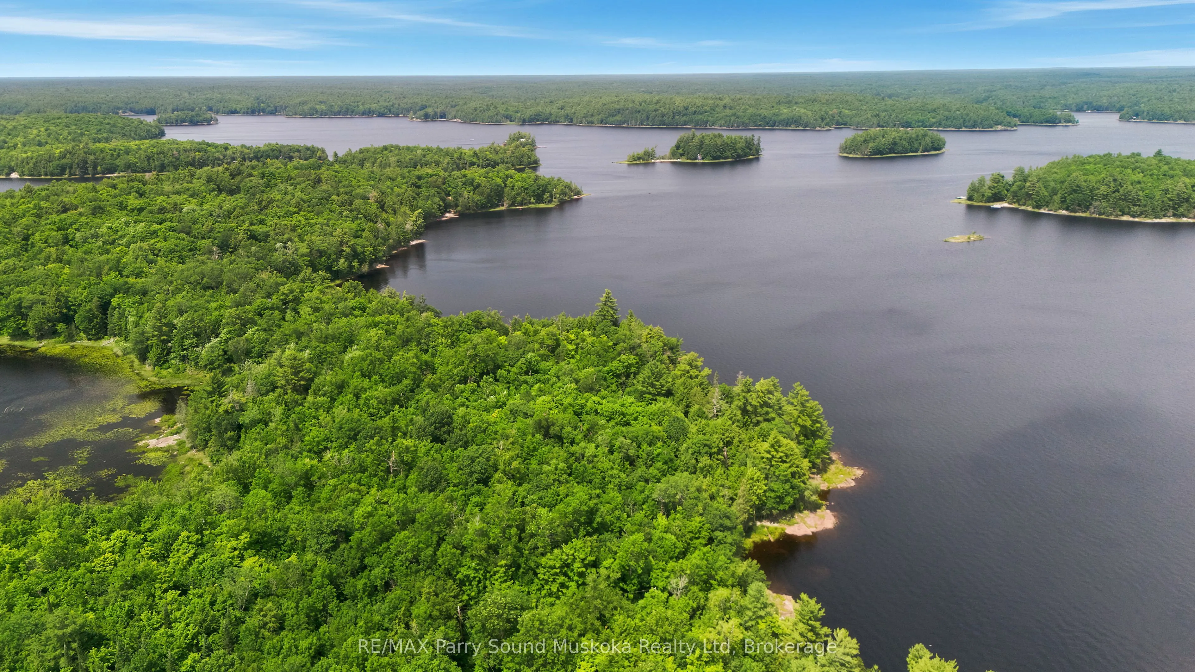 4 W/A Lake Wahwashkesh