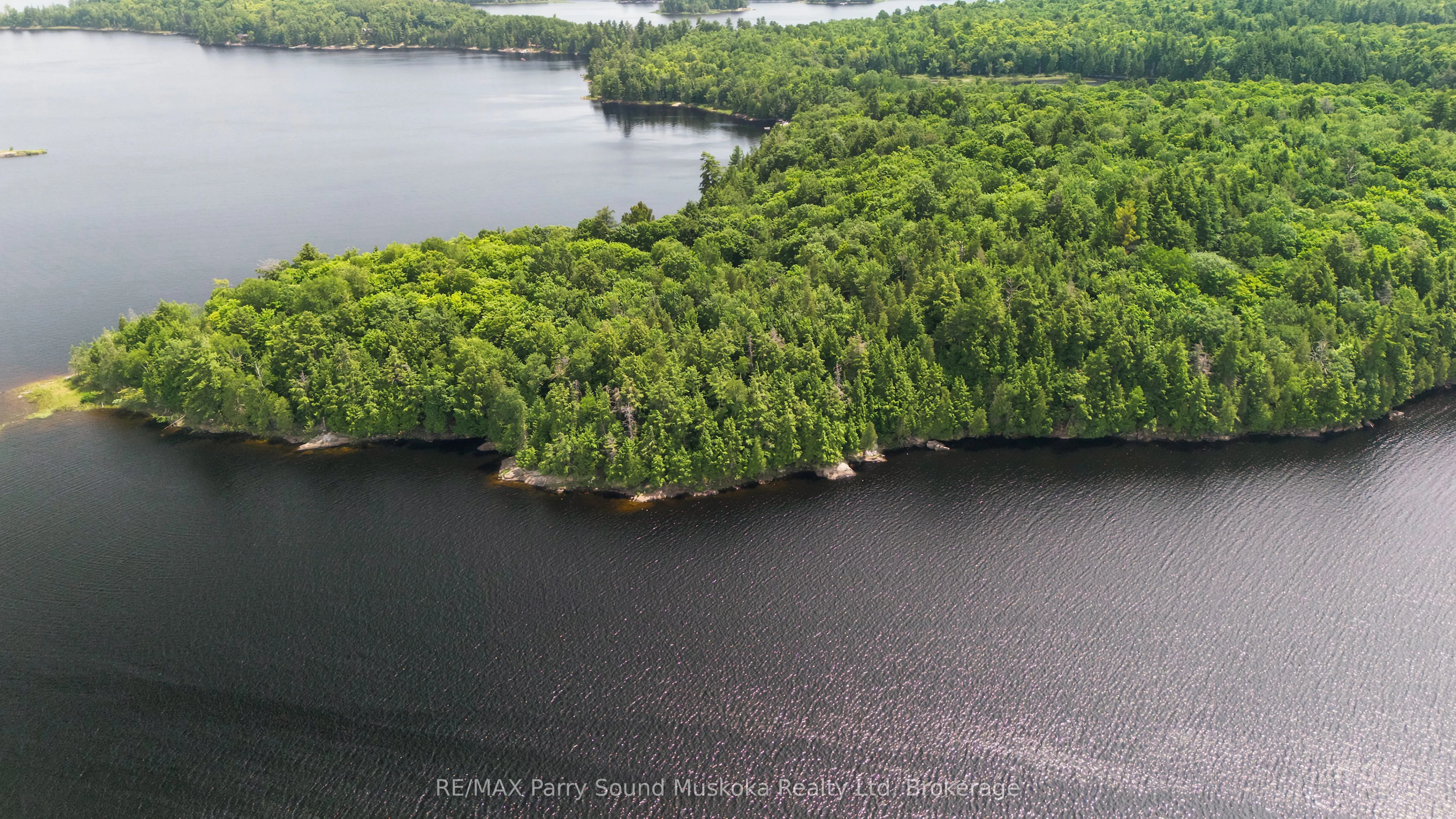 6 W/A Lake Wahwashkesh