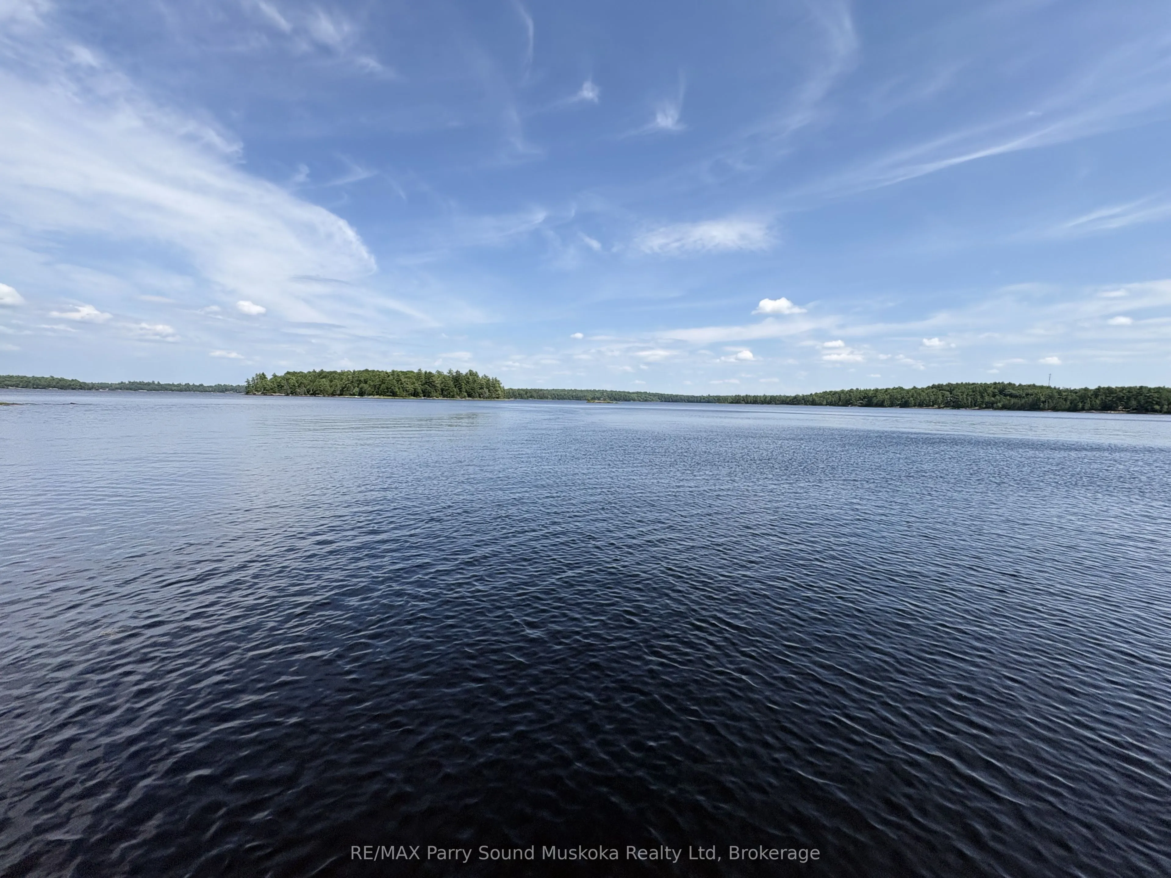 6 W/A Lake Wahwashkesh