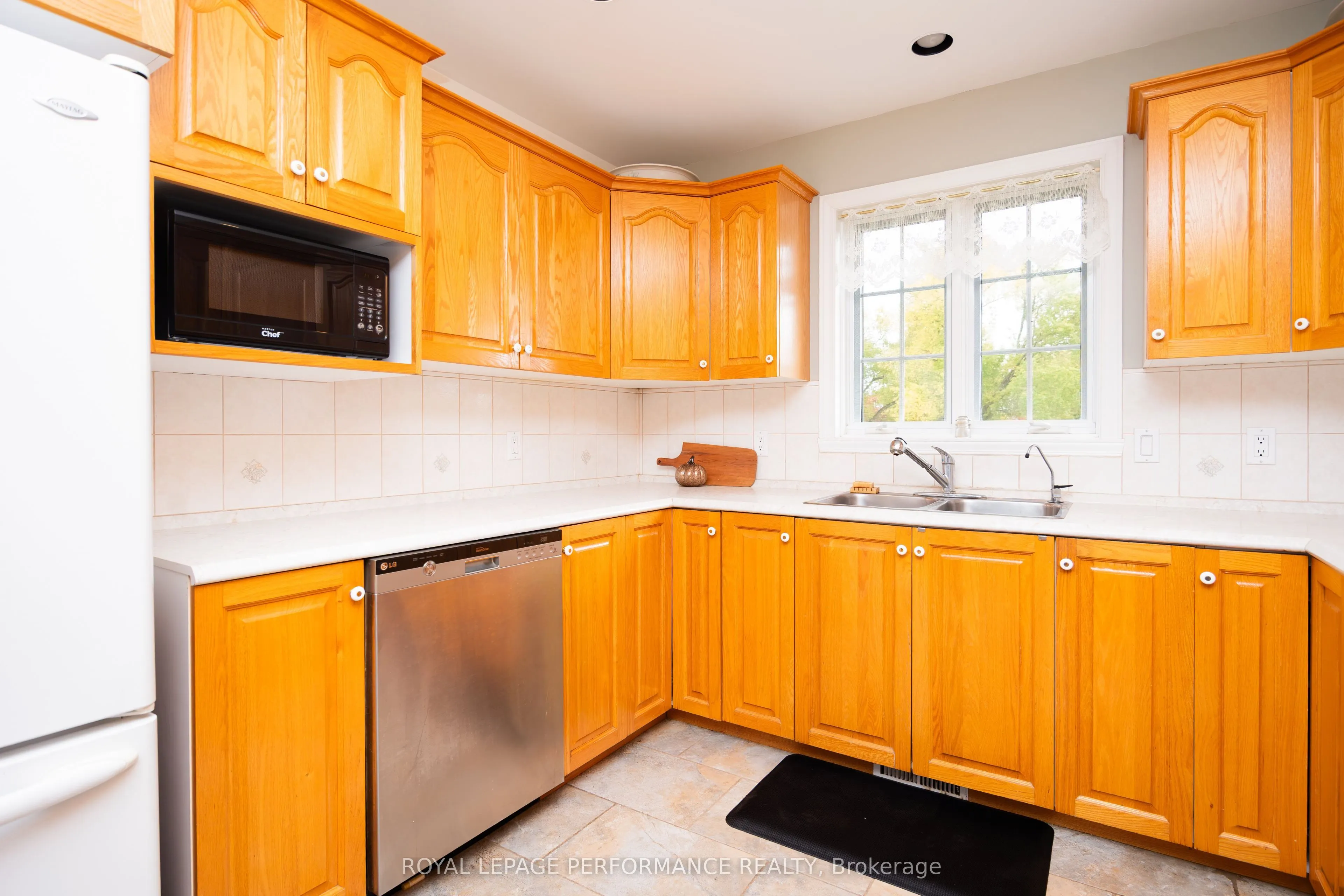 1327 County Road 34 Road