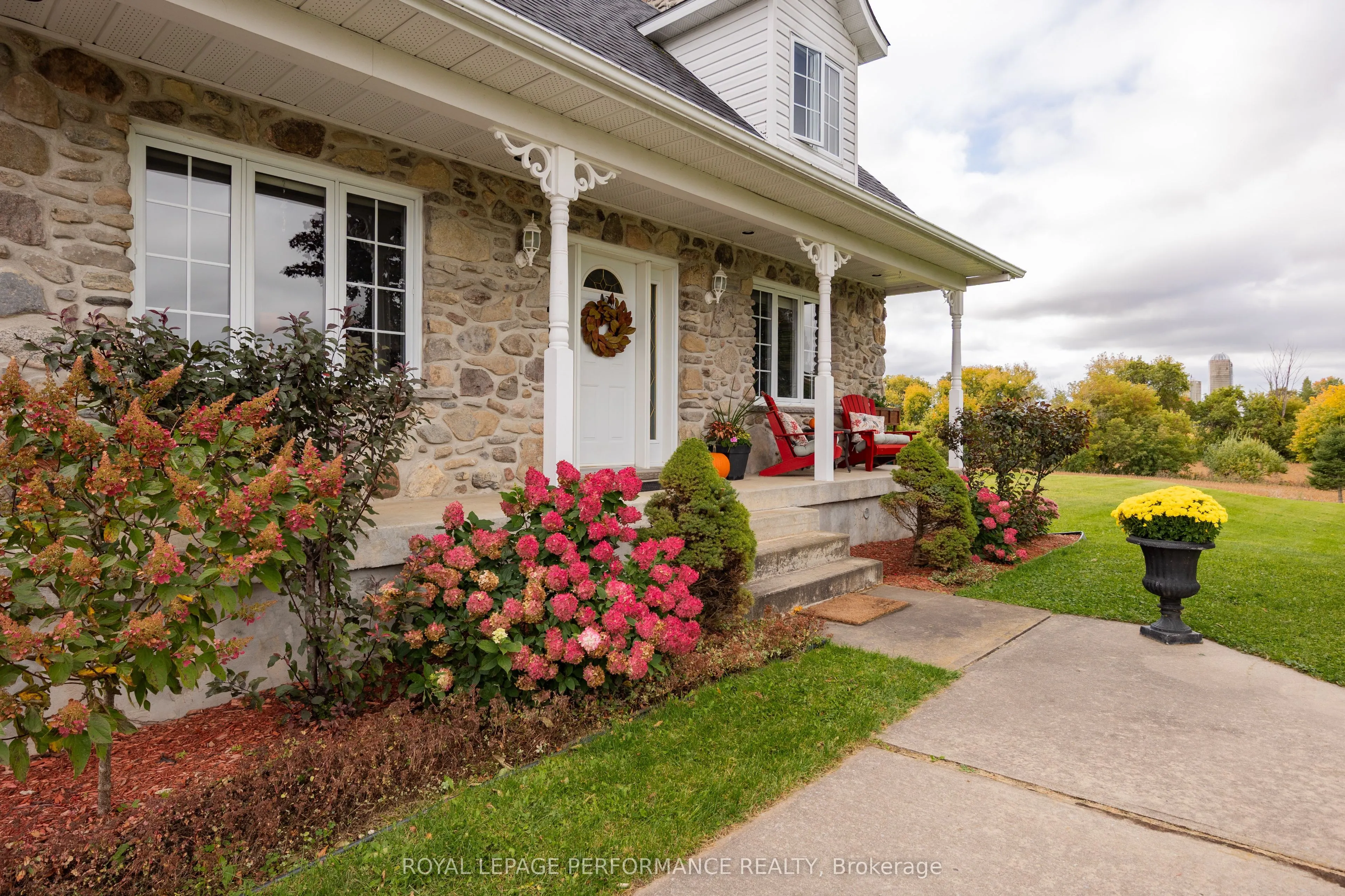 1327 County Road 34 Road