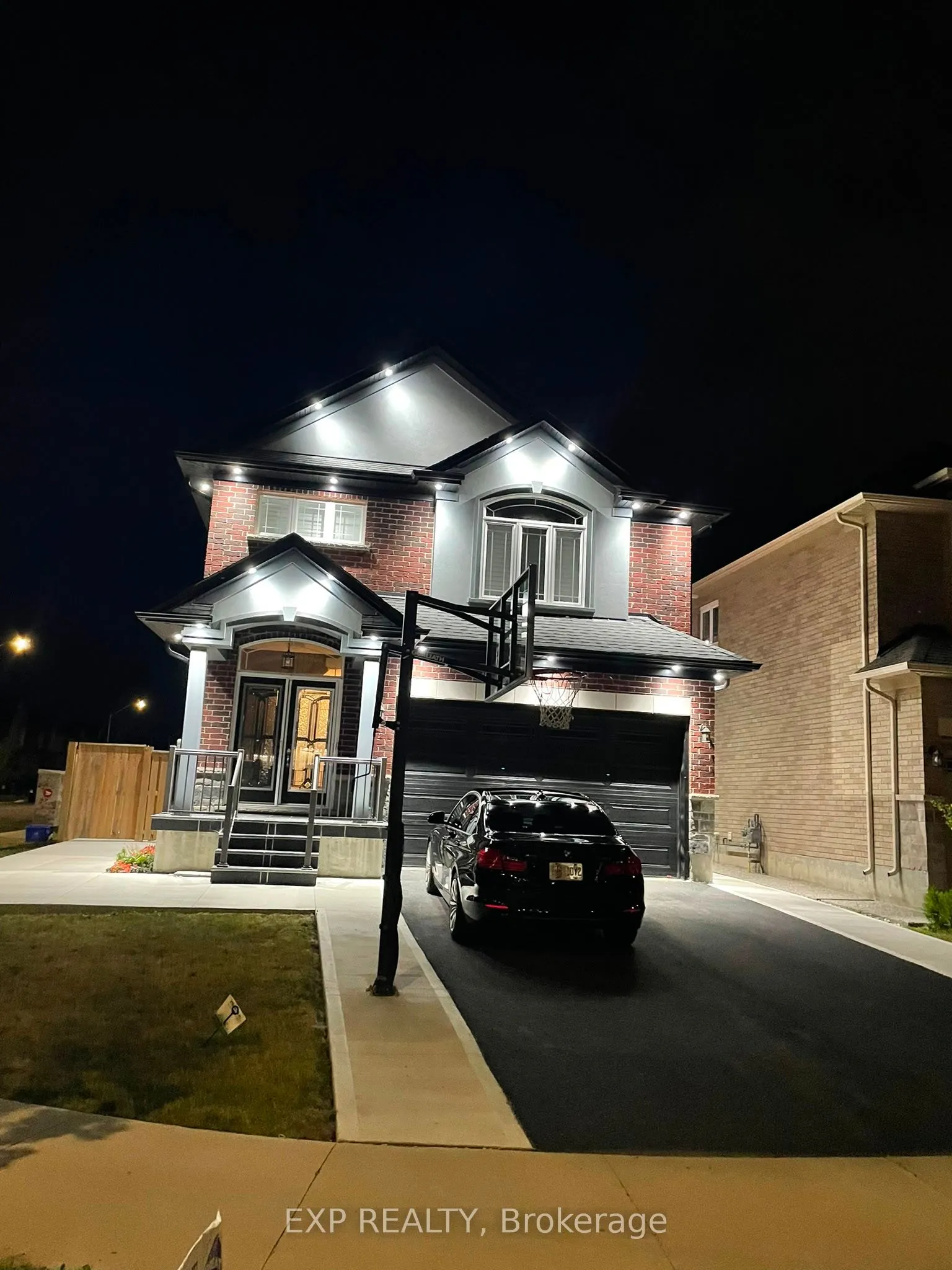 17 Narbonne Crescent