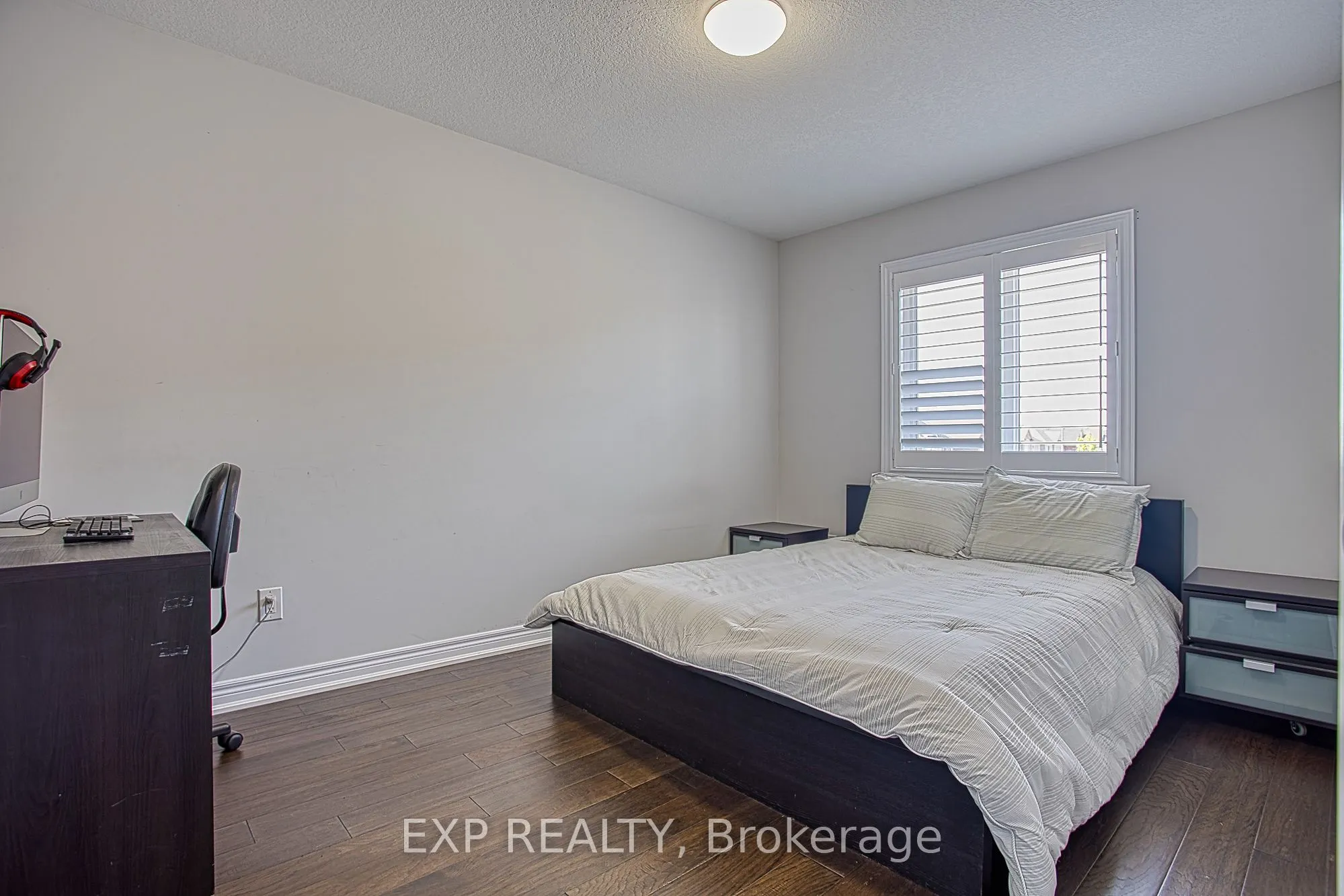 17 Narbonne Crescent