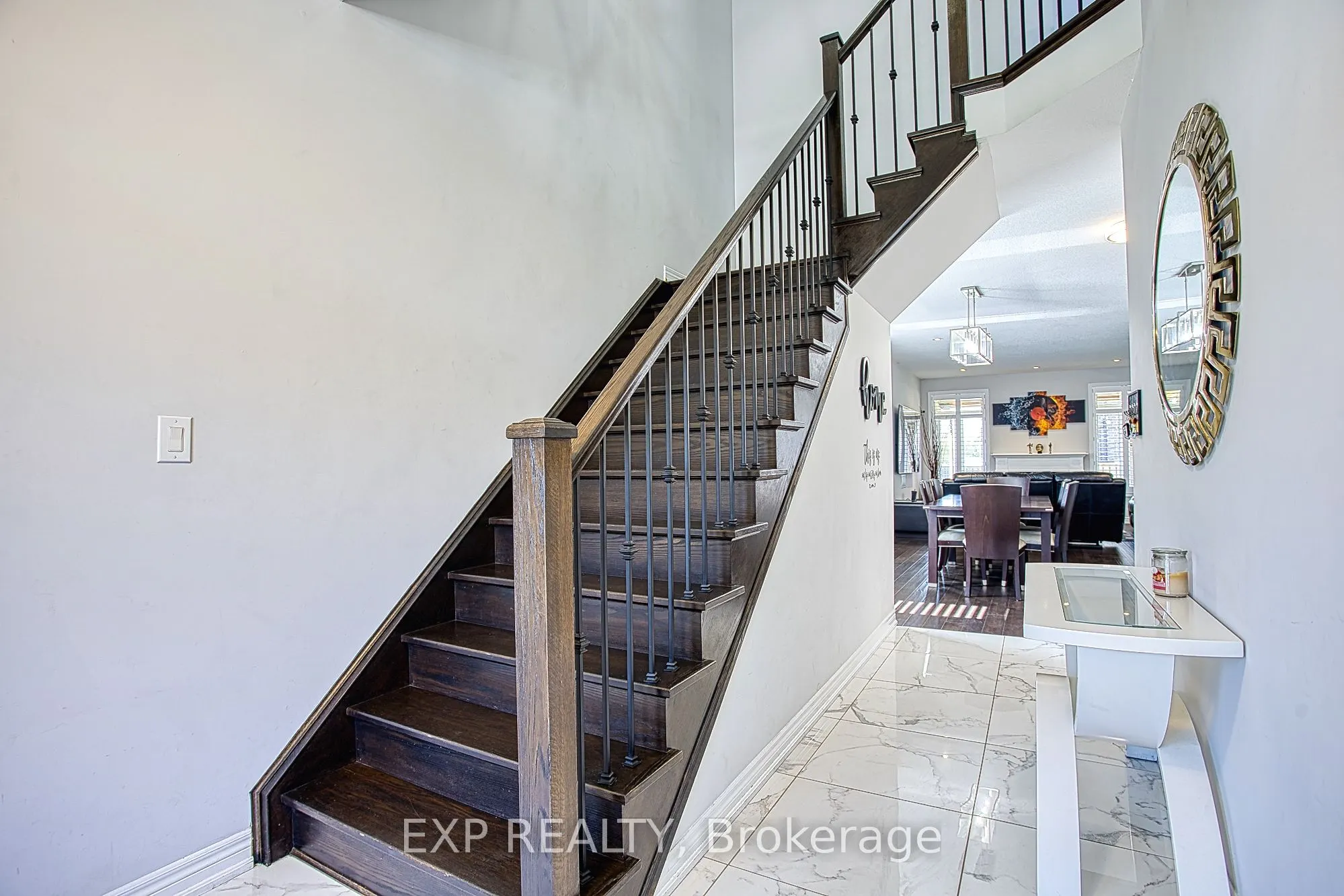 17 Narbonne Crescent