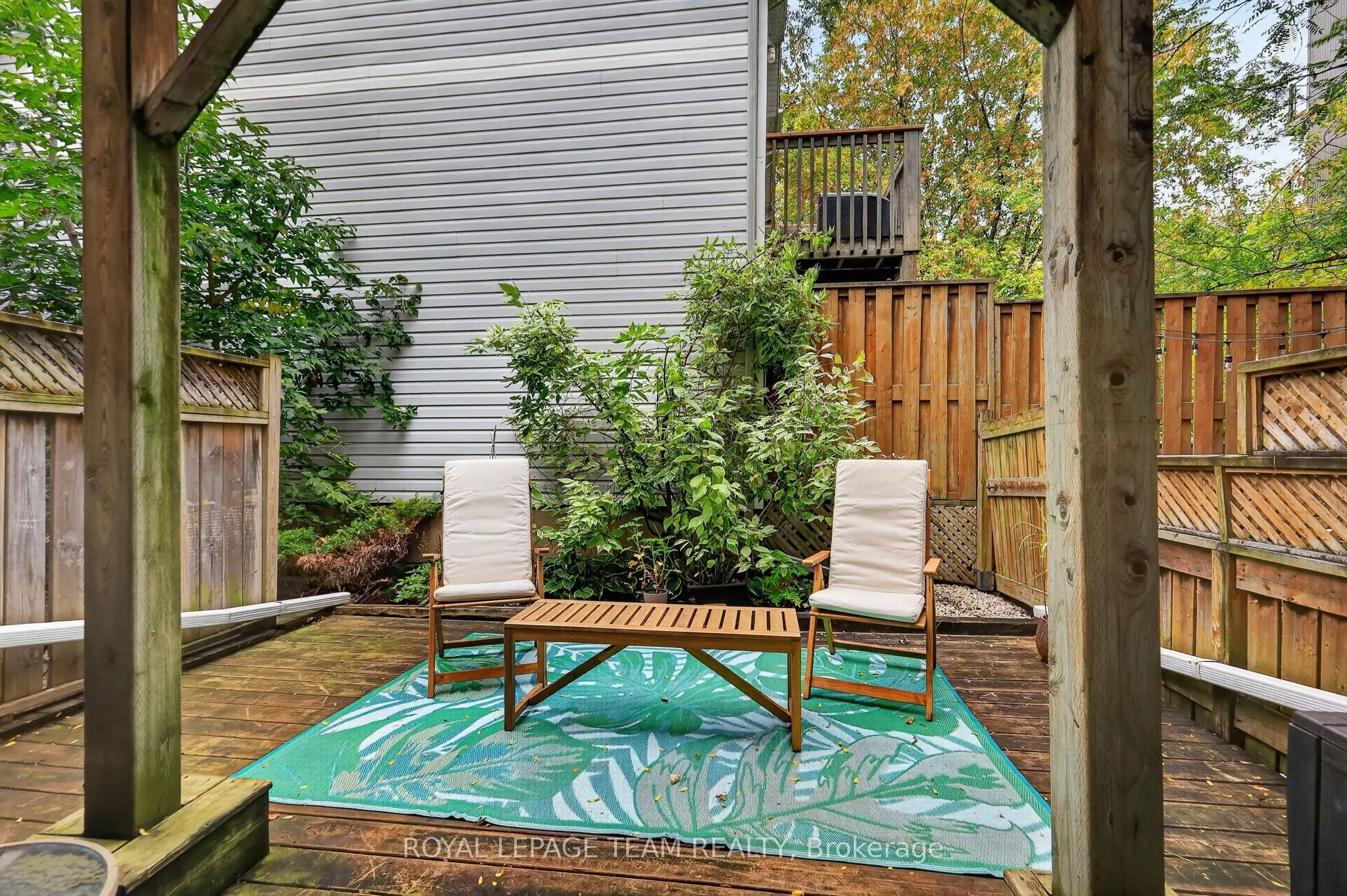 13 Robinson Avenue #11