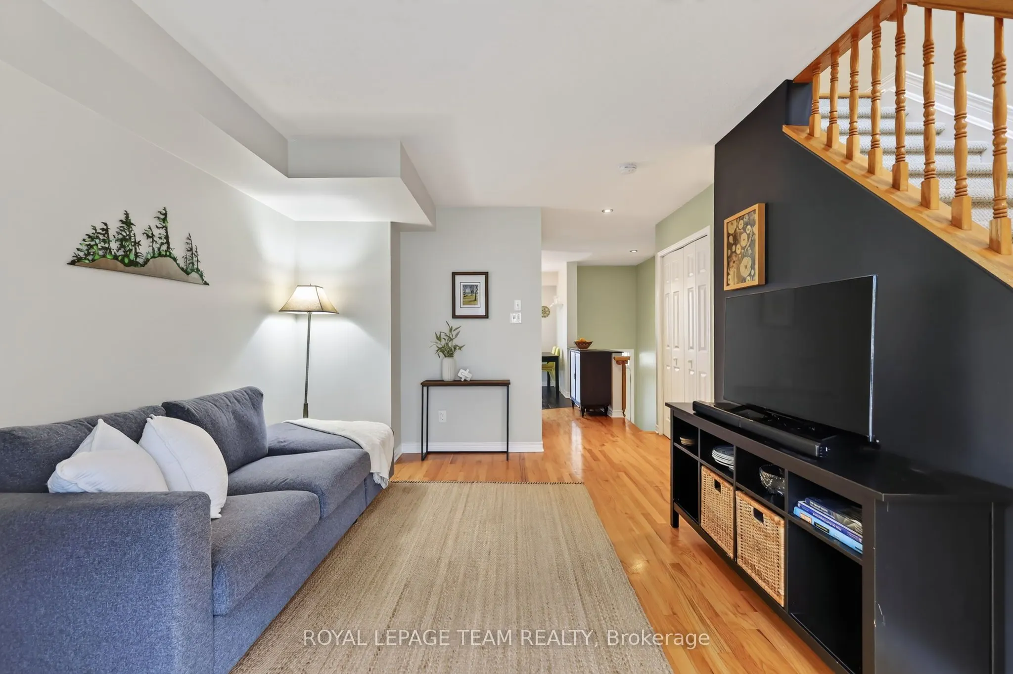 13 Robinson Avenue #11