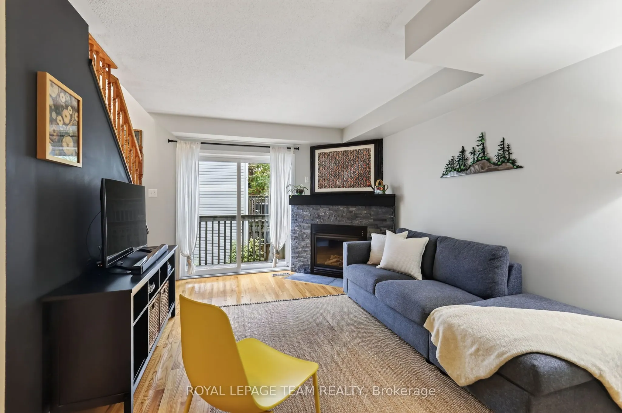 13 Robinson Avenue #11