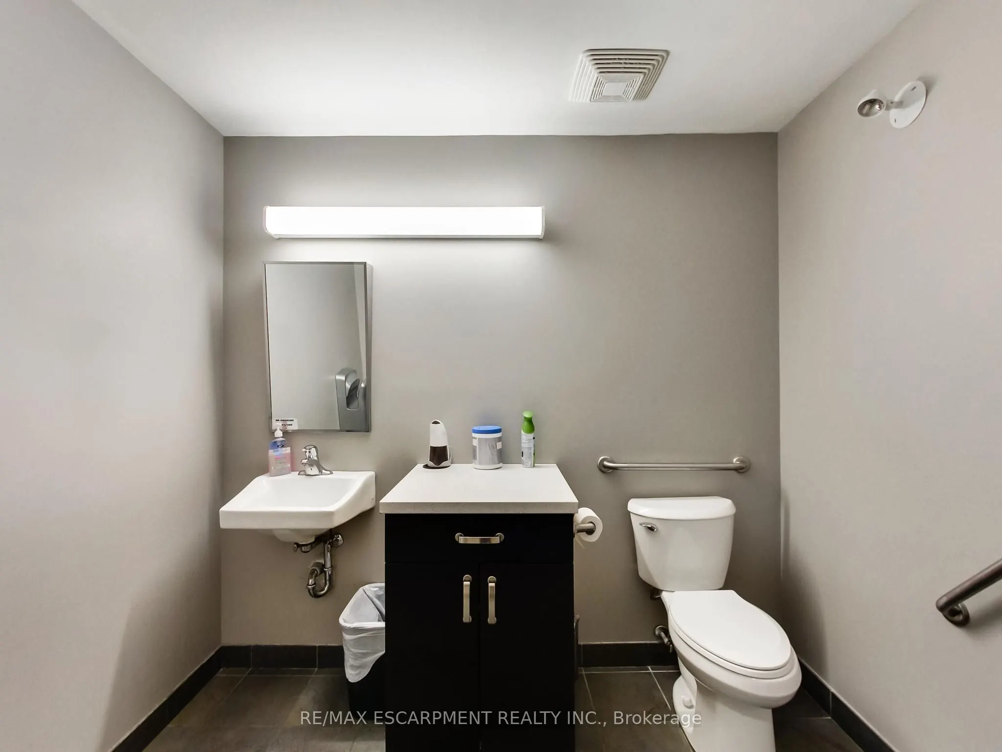 1100 South Service Road #114