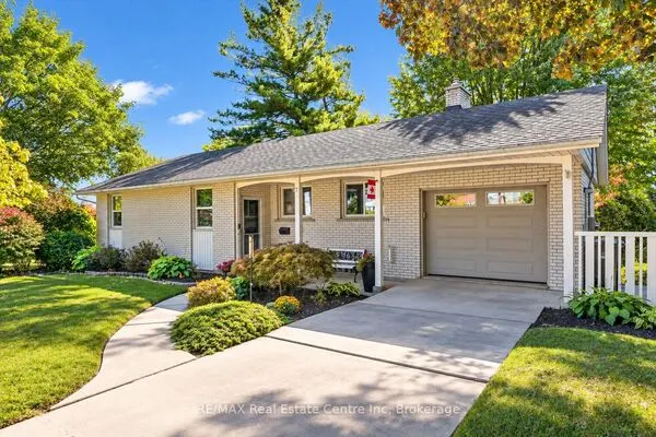 38 CALLANDER Drive