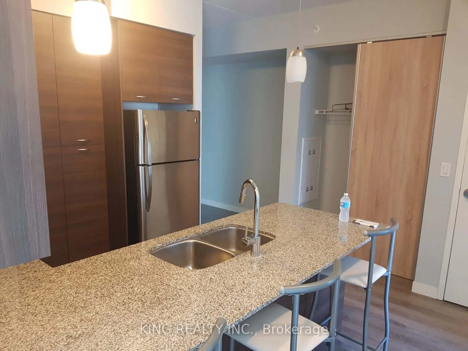 318 Spruce Street #1405