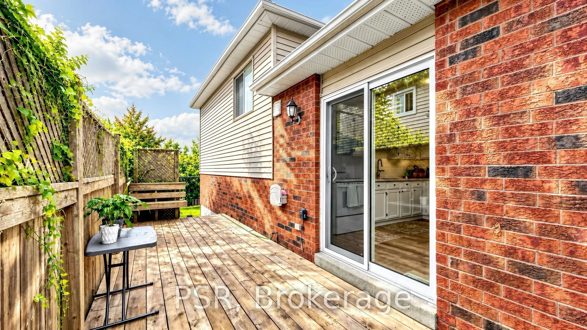 1528 Wildlark Drive