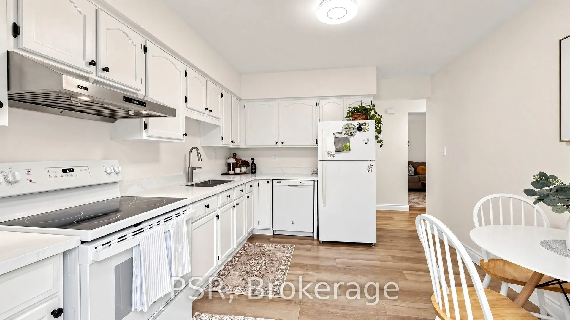 1528 Wildlark Drive