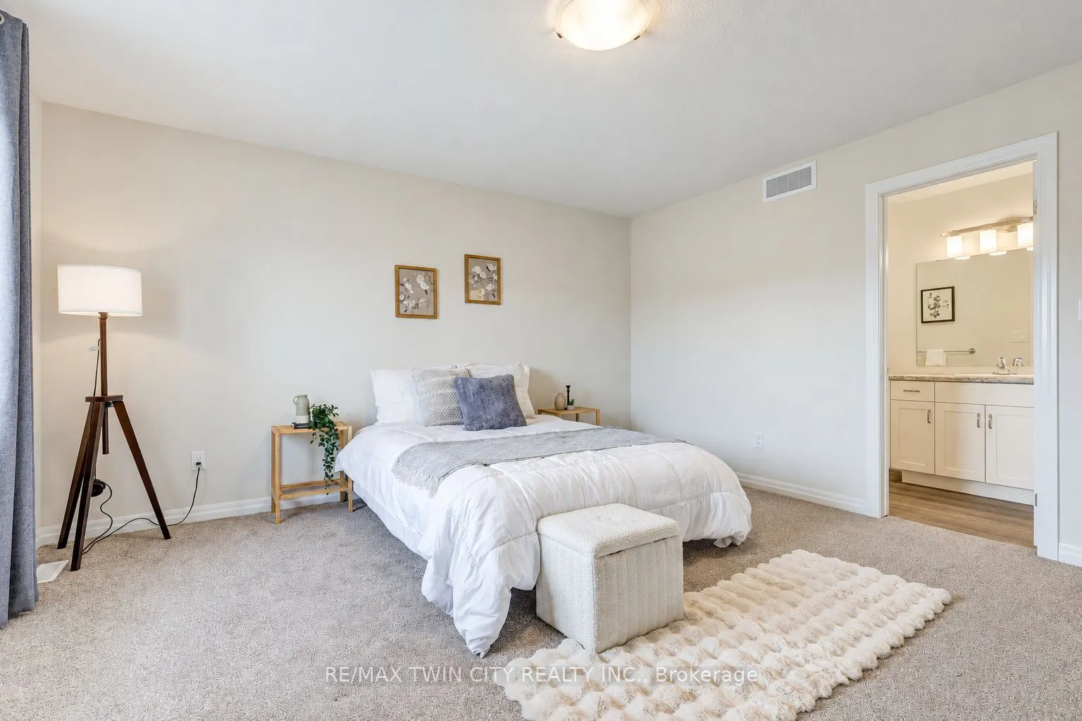 224 Renaissance Drive