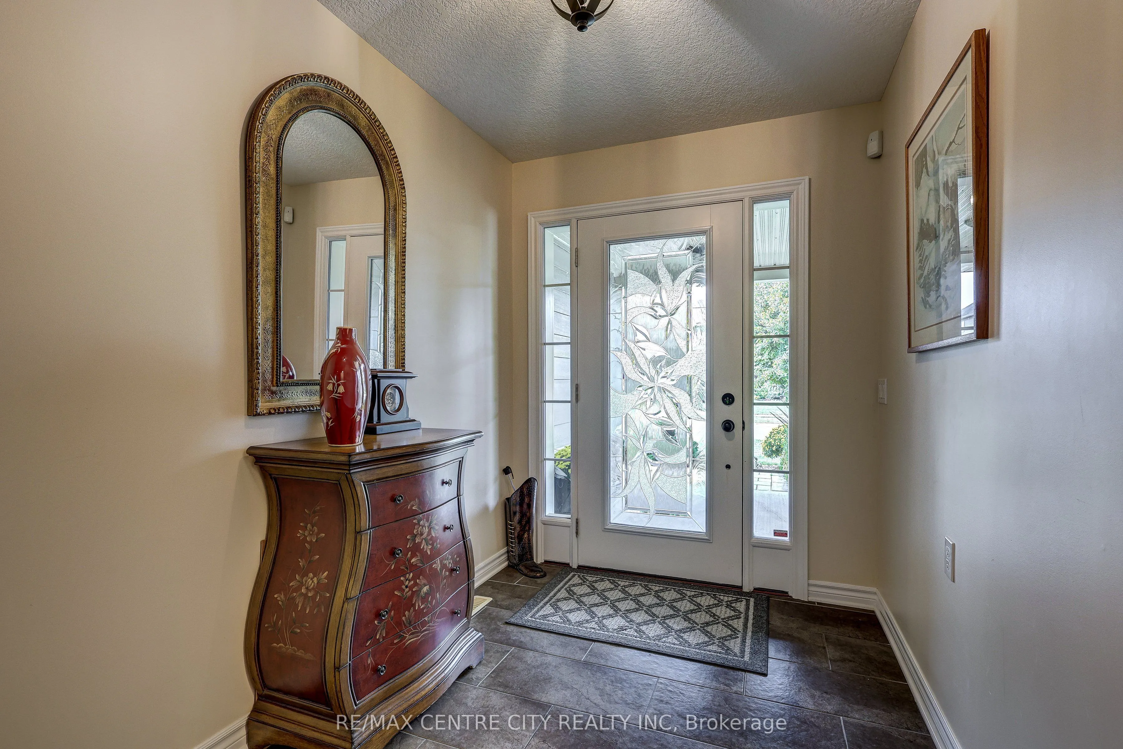 39 Hickory Lane