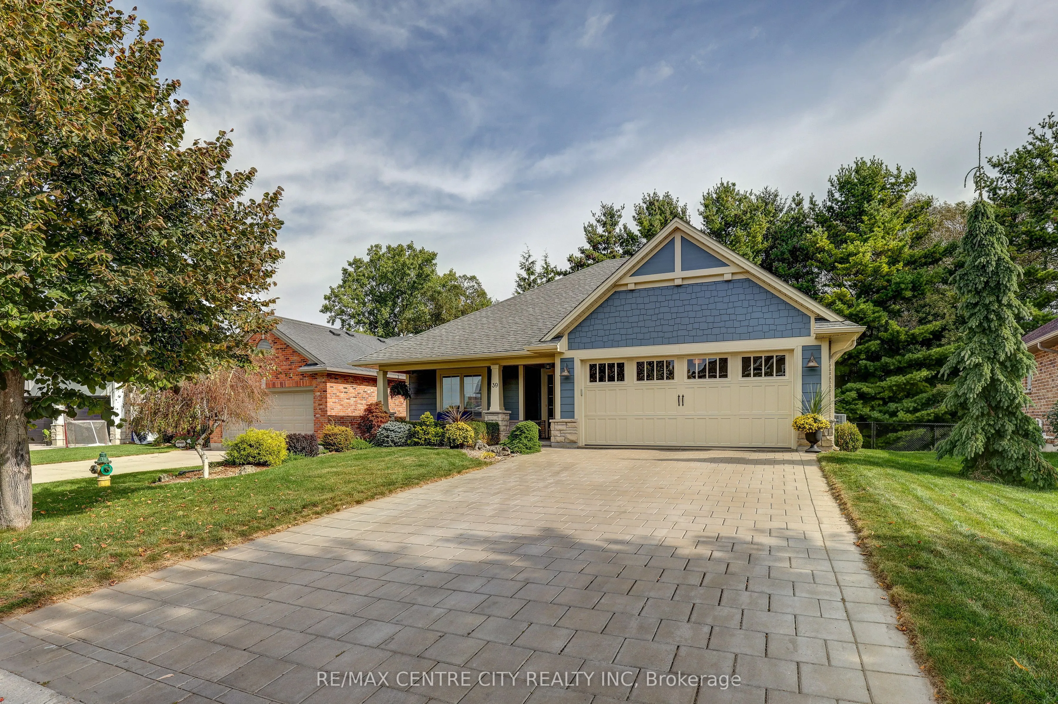 39 Hickory Lane