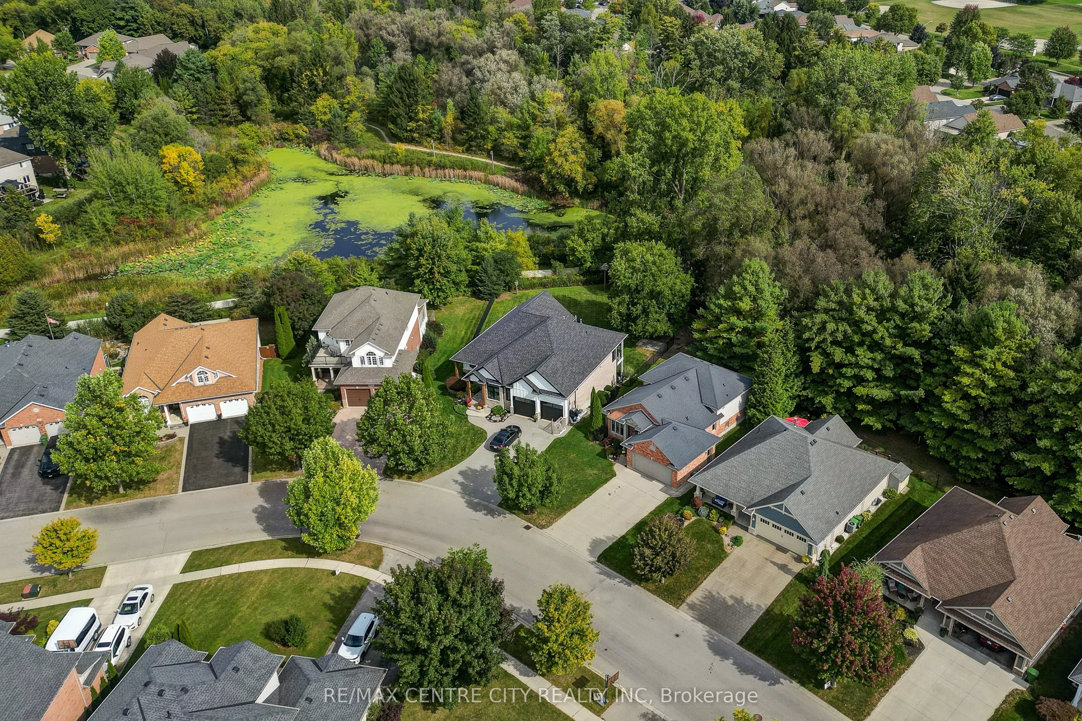 39 Hickory Lane