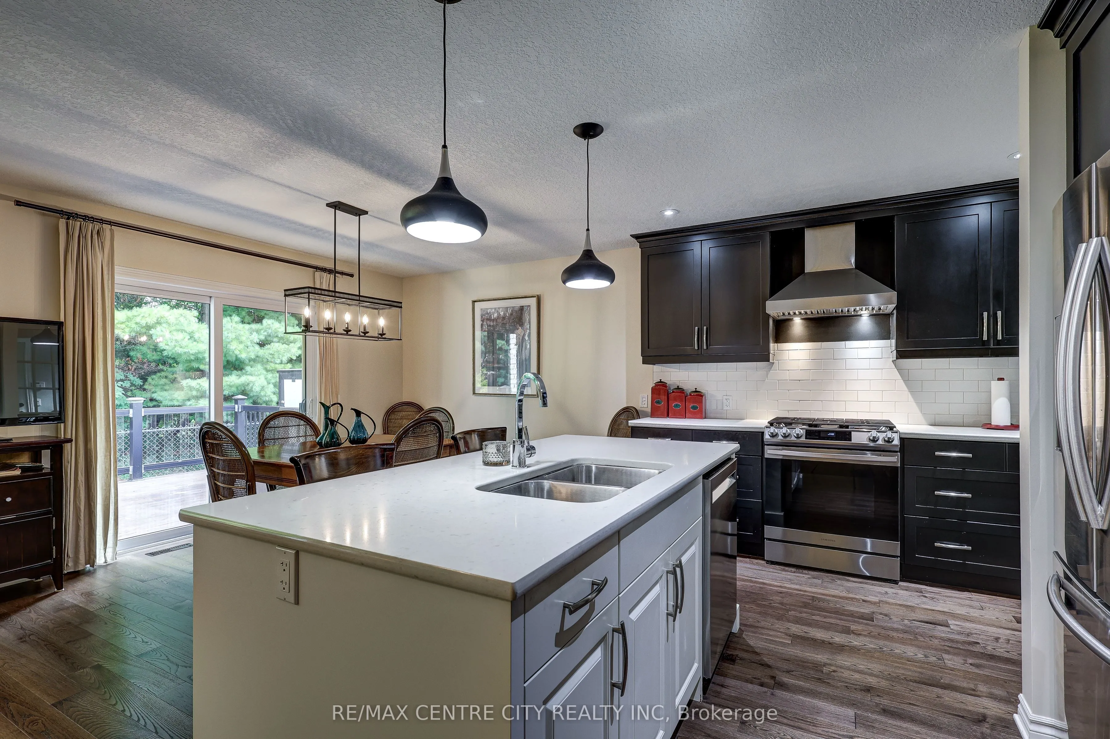 39 Hickory Lane