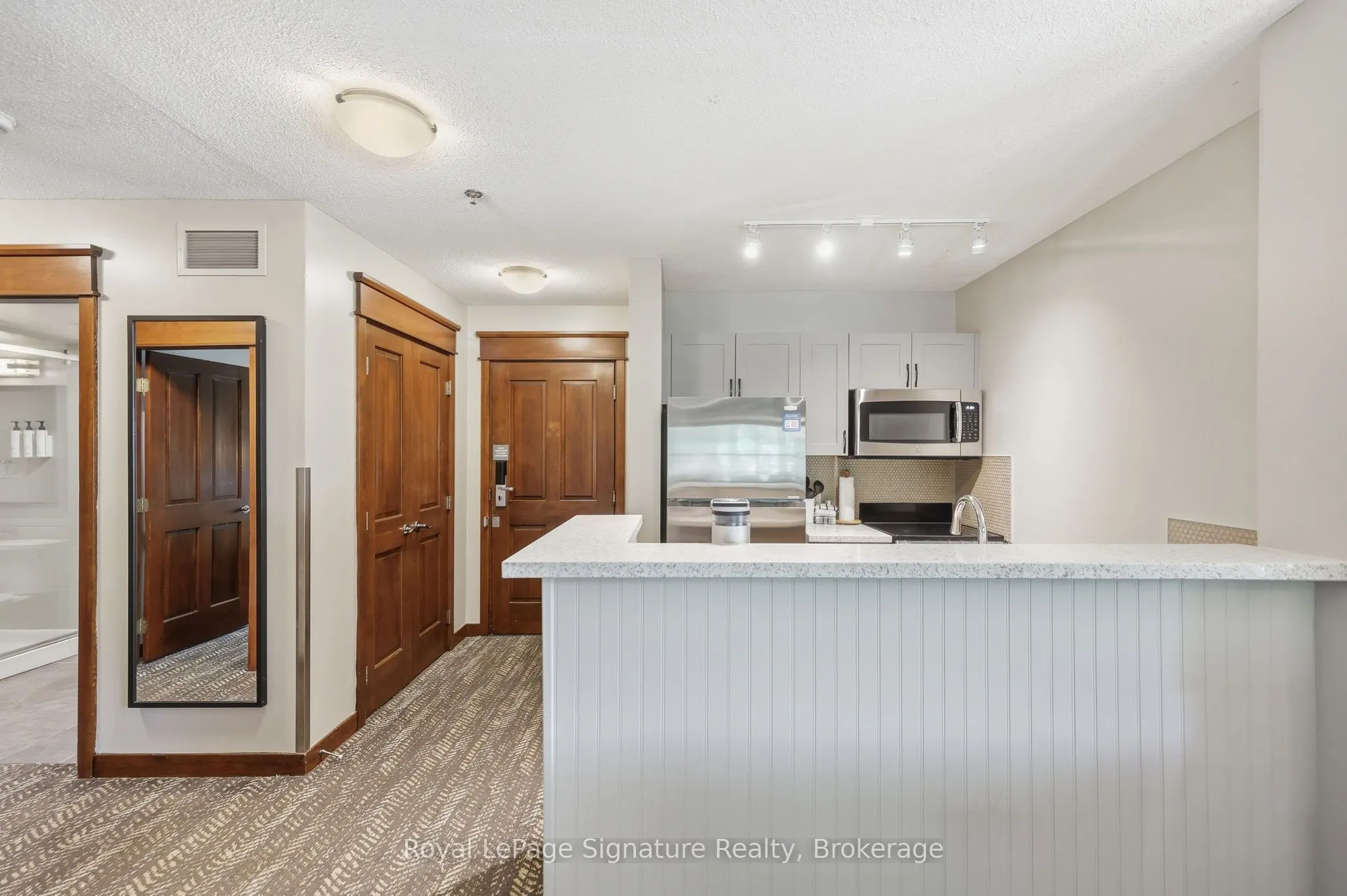 152 Jozo Weider Boulevard #201