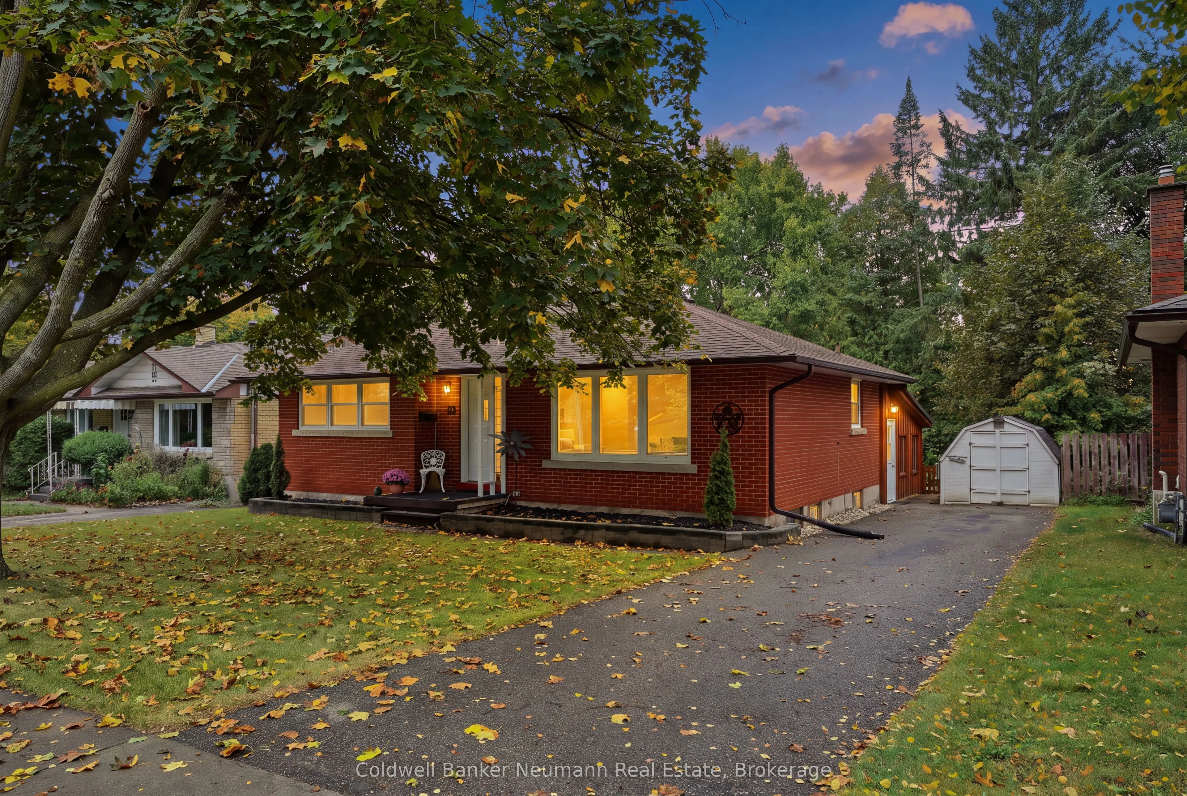 82 Knightswood Boulevard