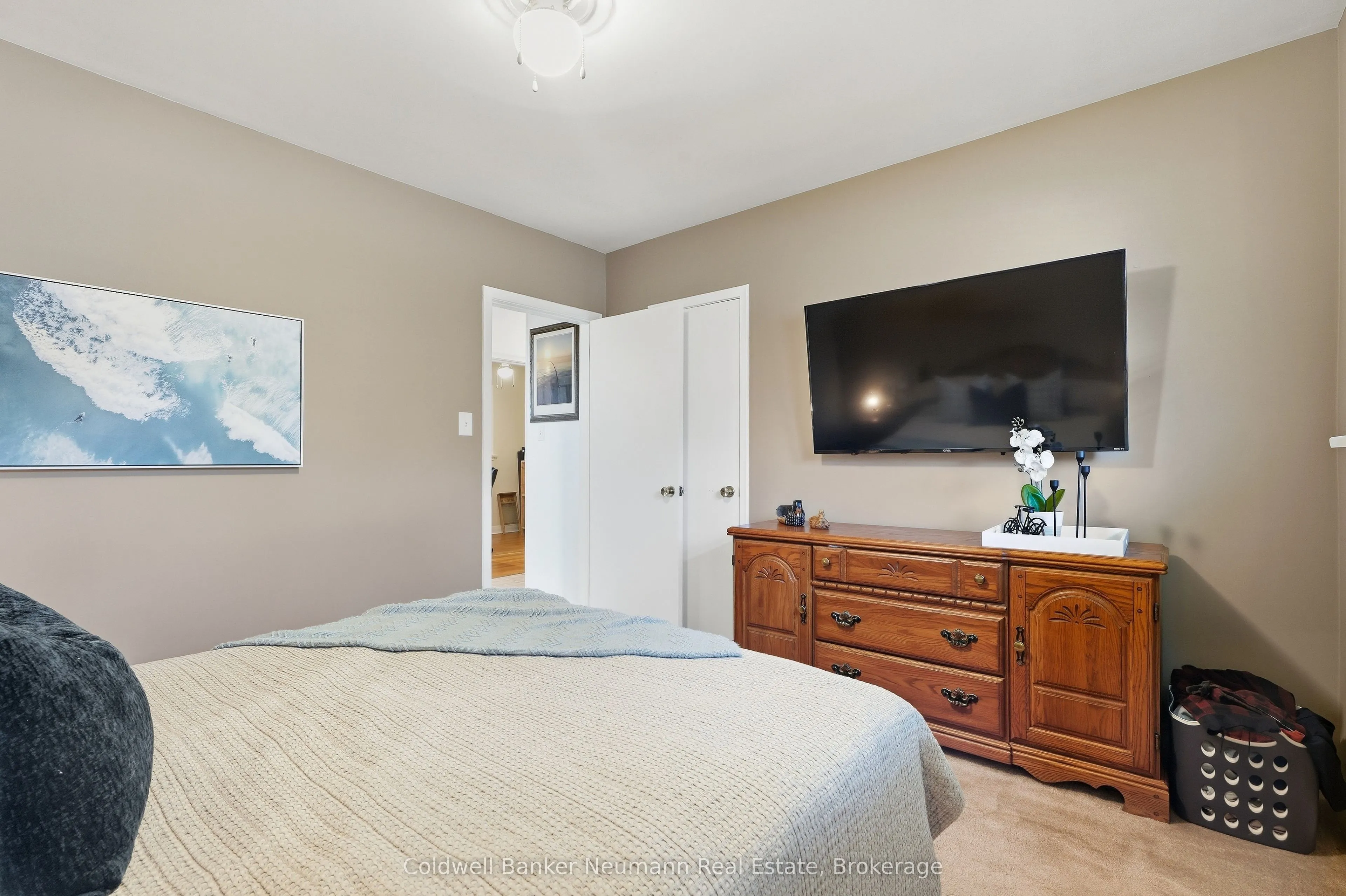 82 Knightswood Boulevard