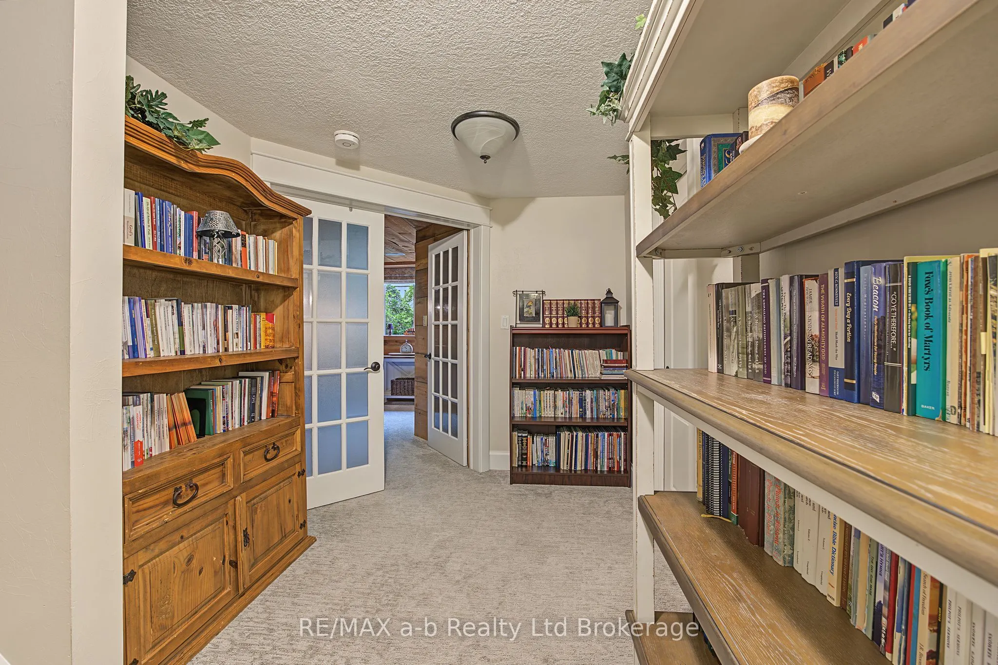 386087 Second Road