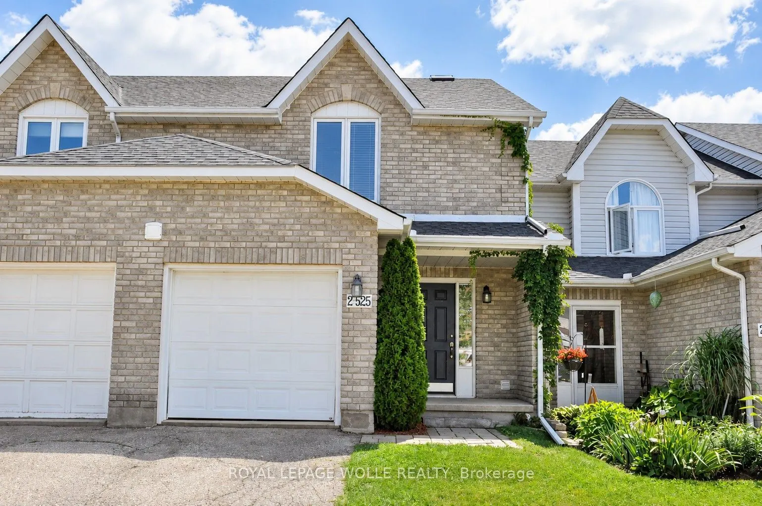525 Oakvale Drive #2