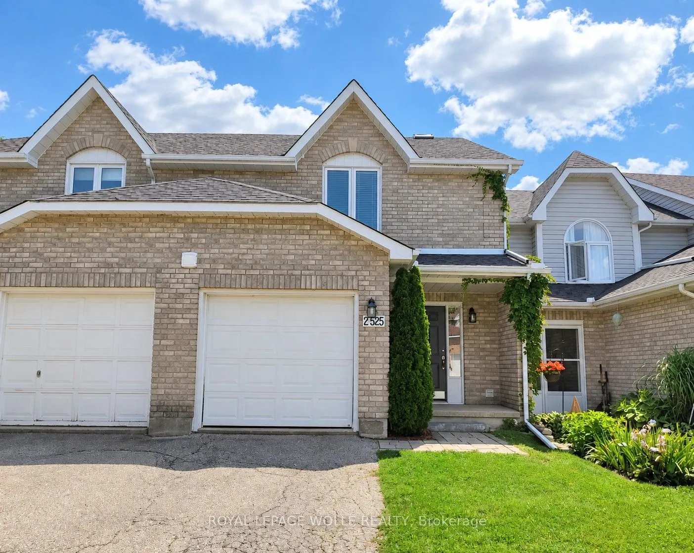 525 Oakvale Drive #2