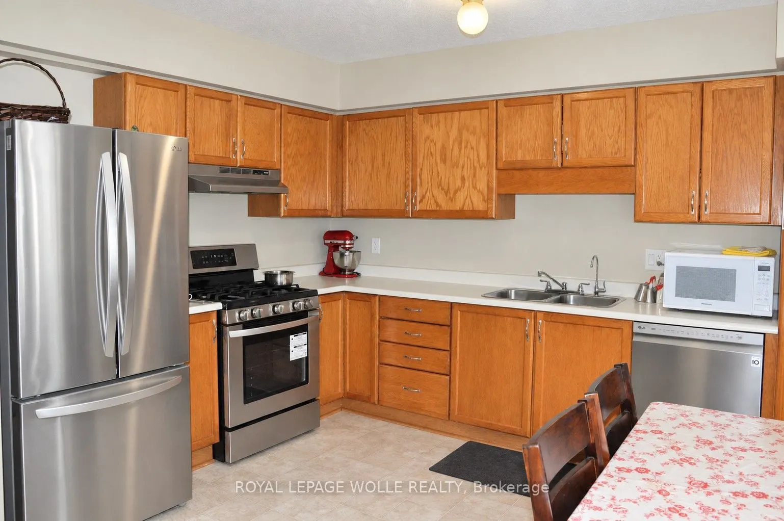 525 Oakvale Drive #2