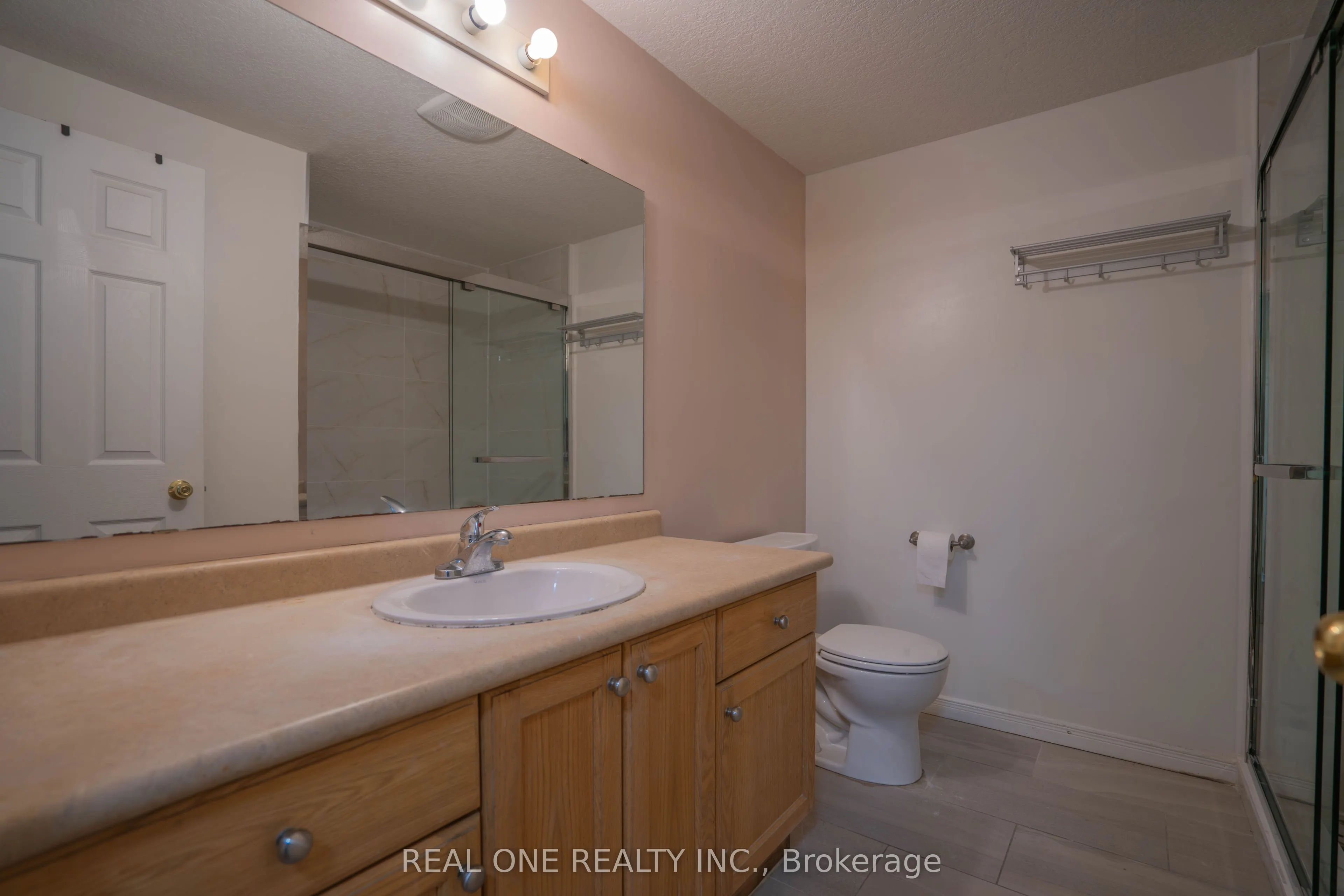 971 Creekside Drive