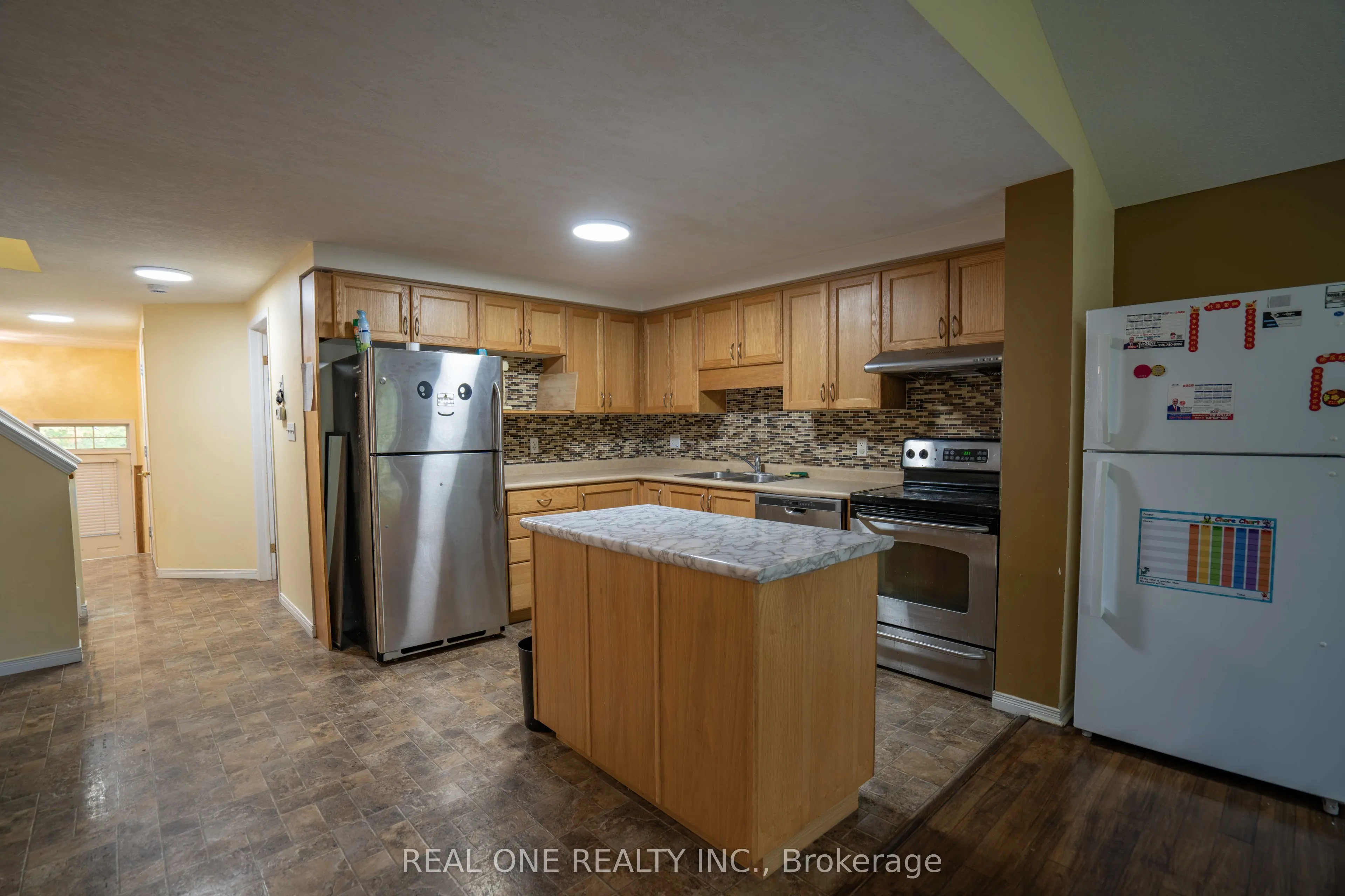 971 Creekside Drive