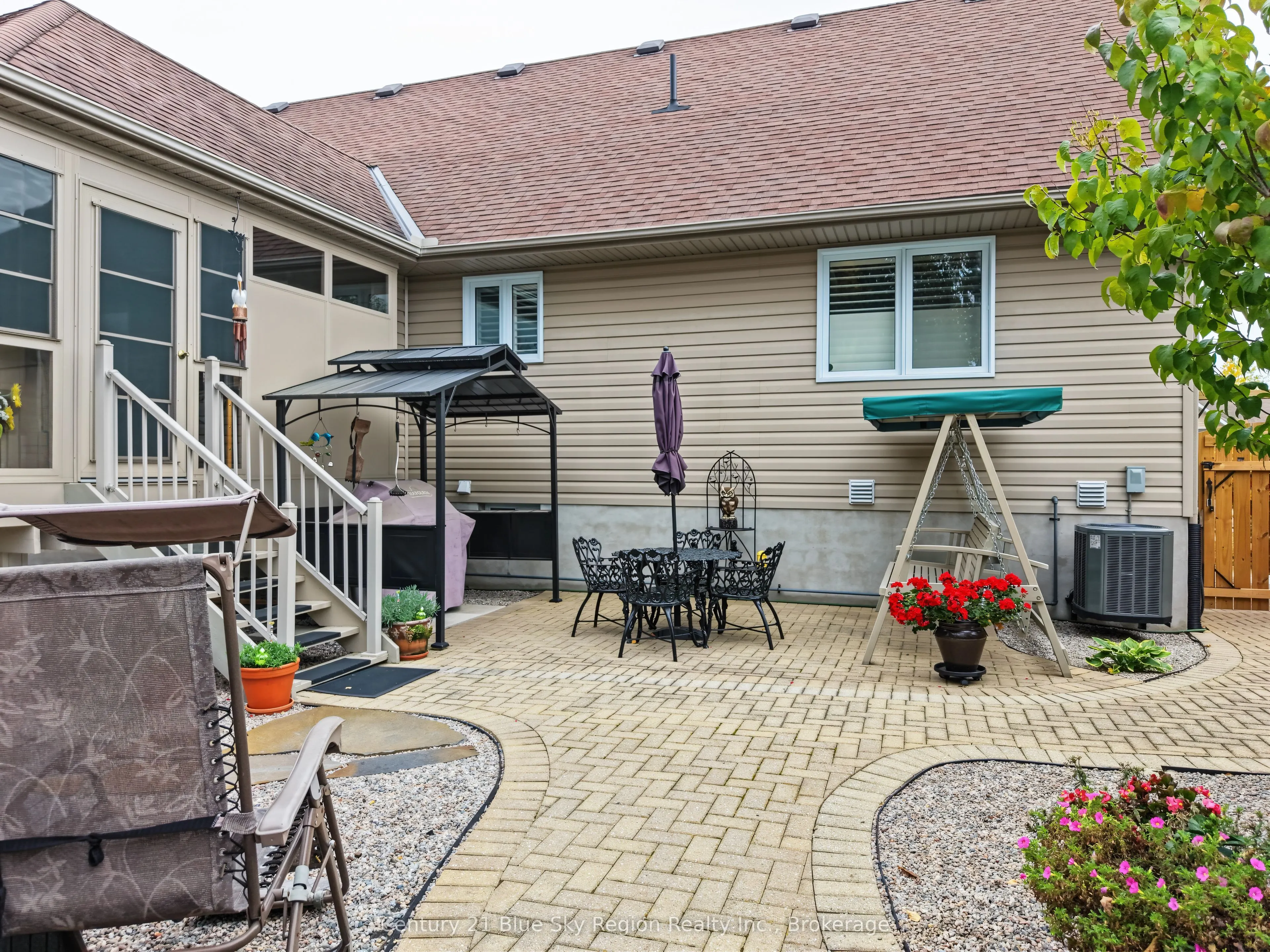 224 Osprey Crescent E