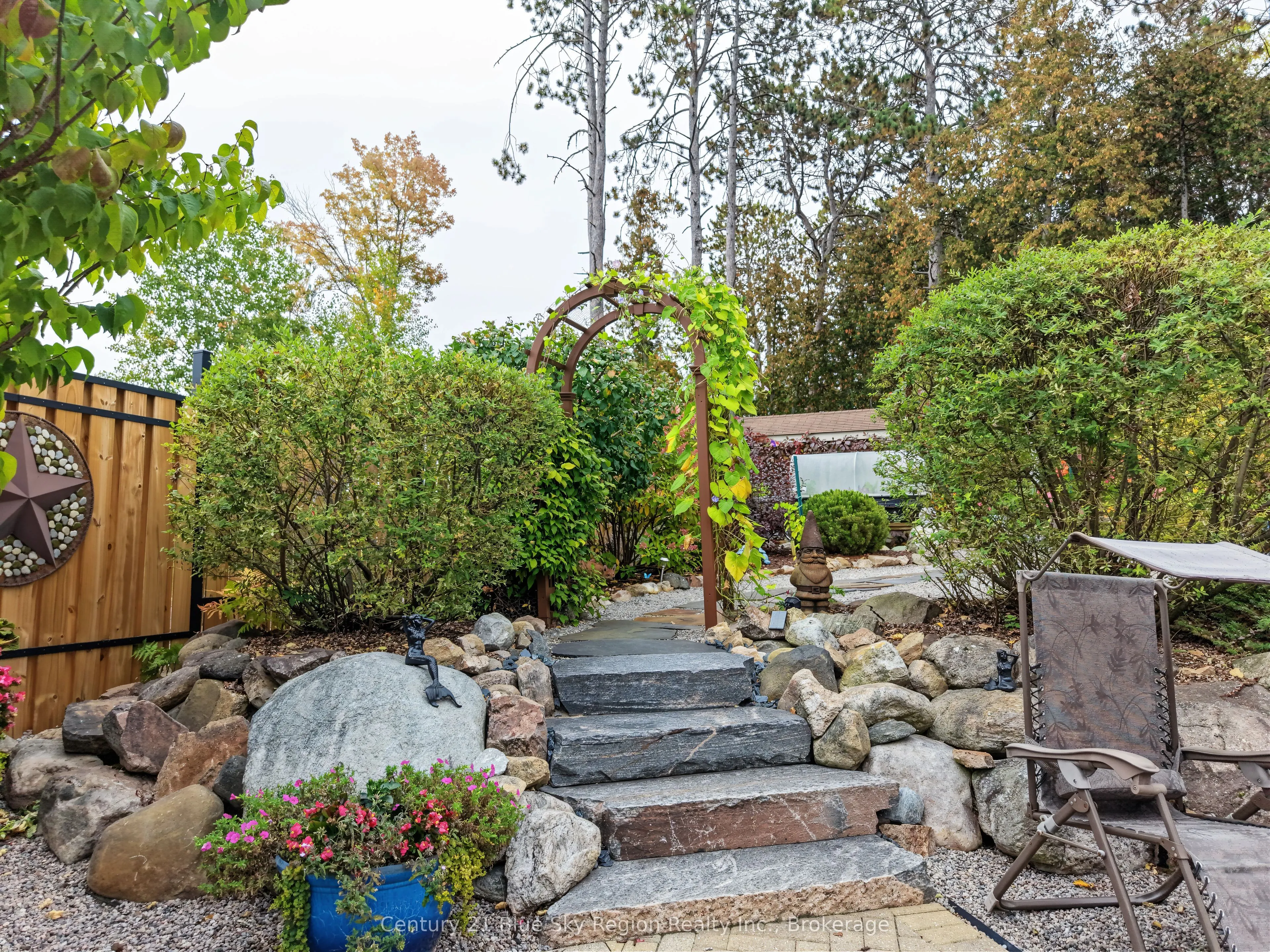 224 Osprey Crescent E
