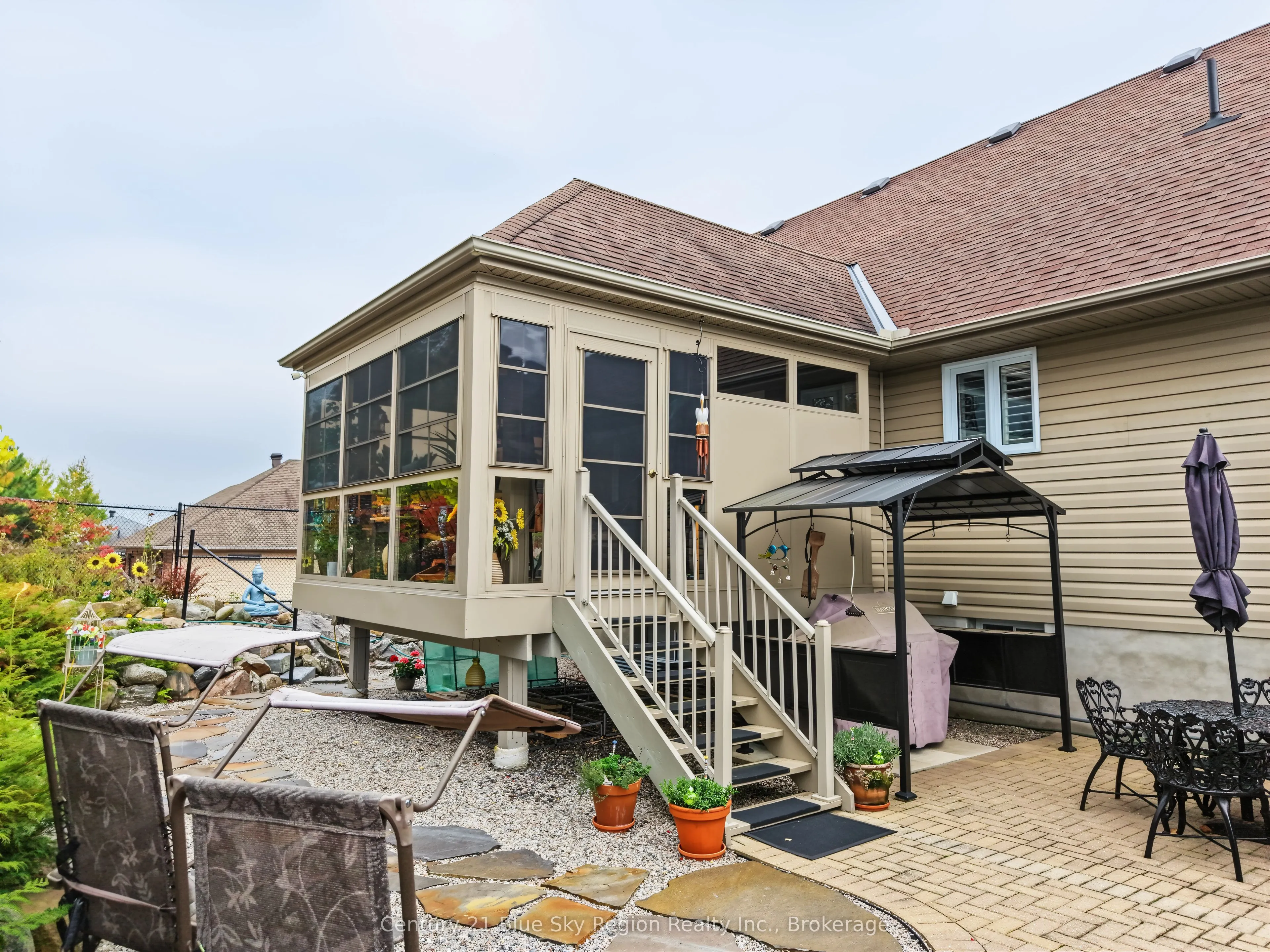 224 Osprey Crescent E