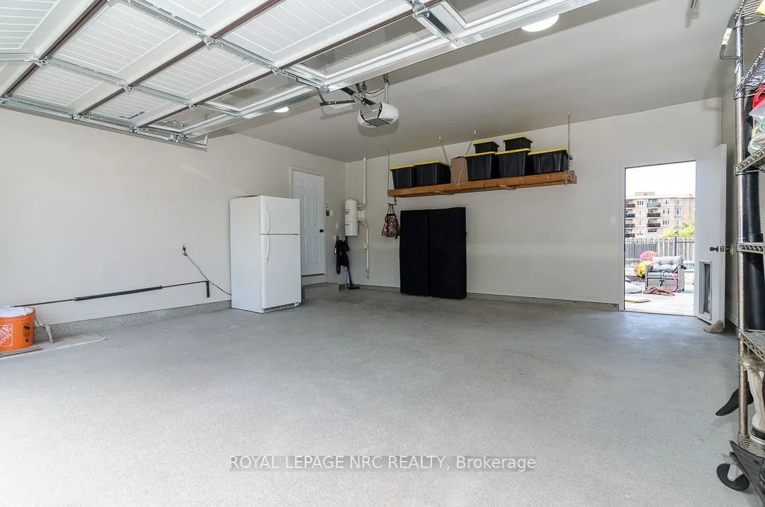 7979 Oakridge Drive
