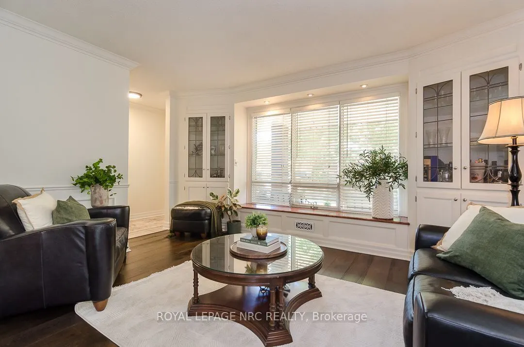 7979 Oakridge Drive