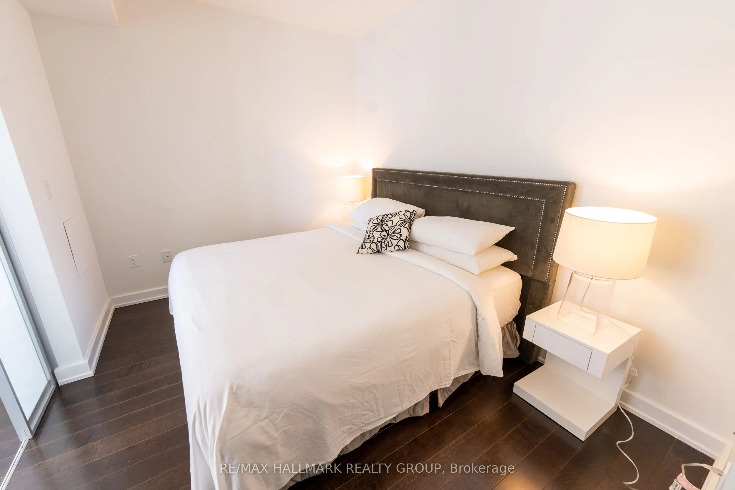 111 Champagne Avenue #502