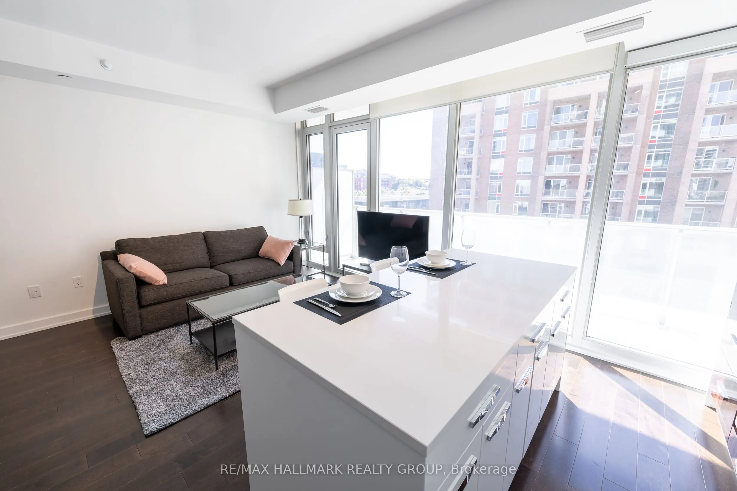 111 Champagne Avenue #502